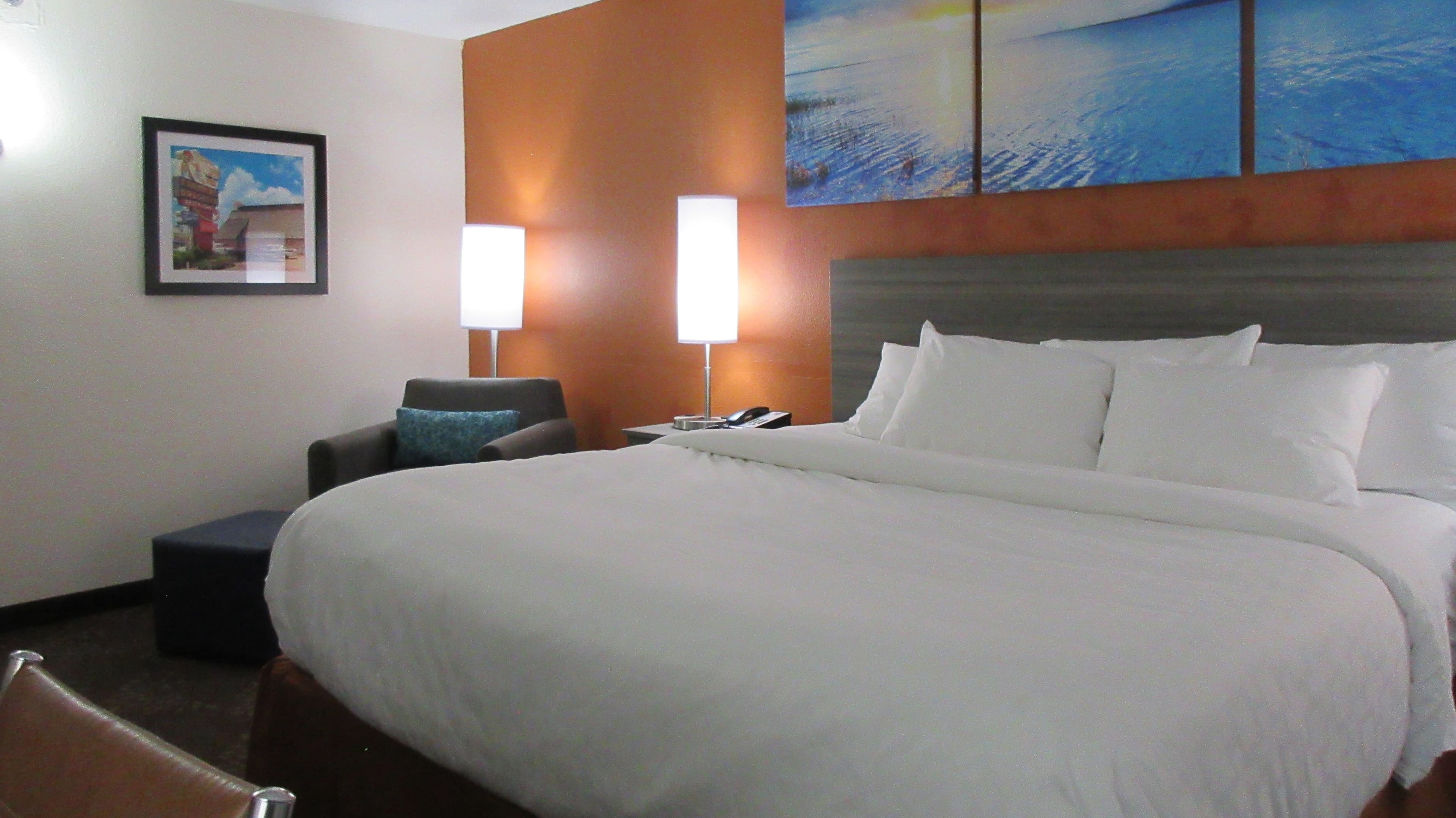 Clarion Pointe Evansville North — 42