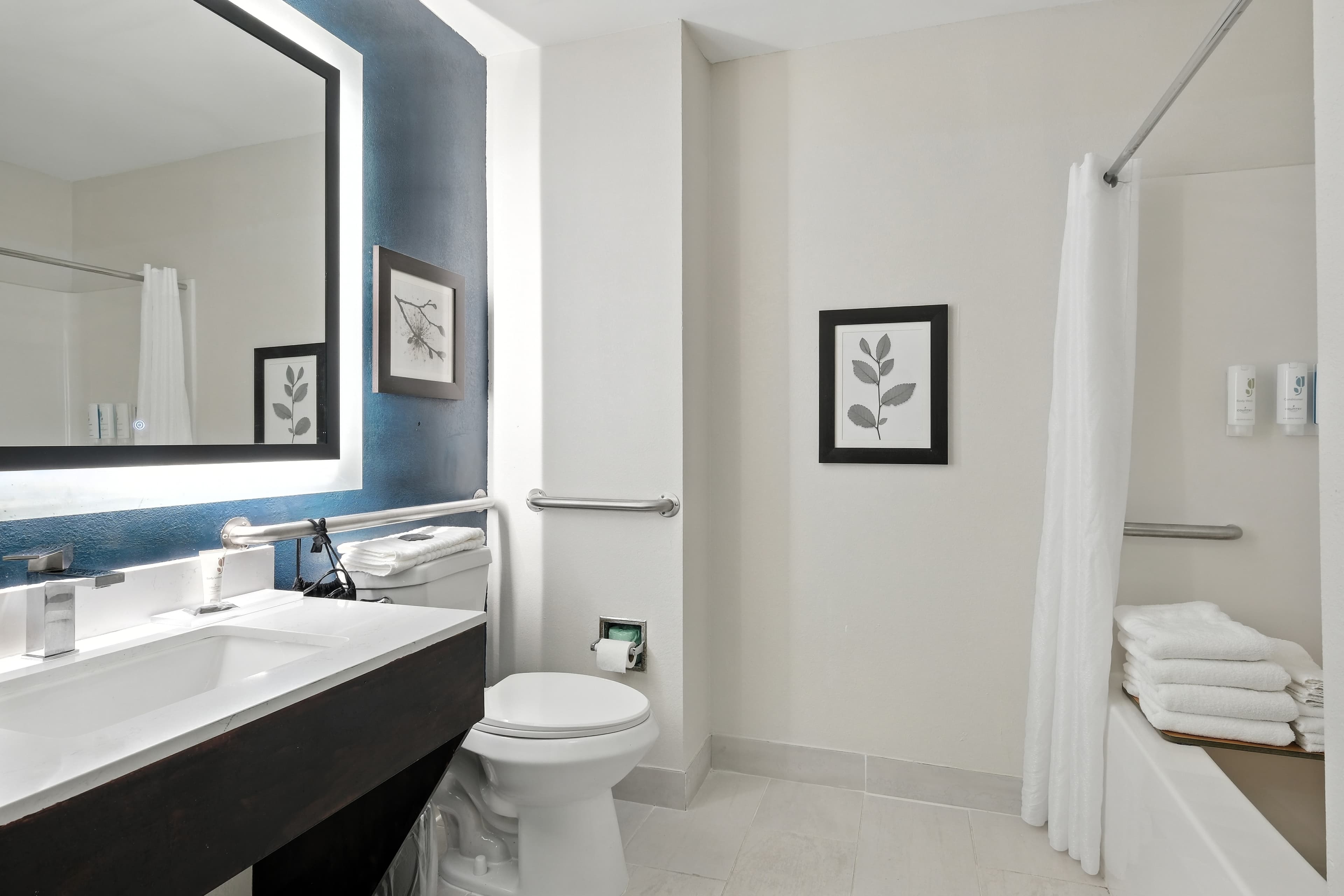 Country Inn & Suites by Radisson, Merrillville, IN — 31