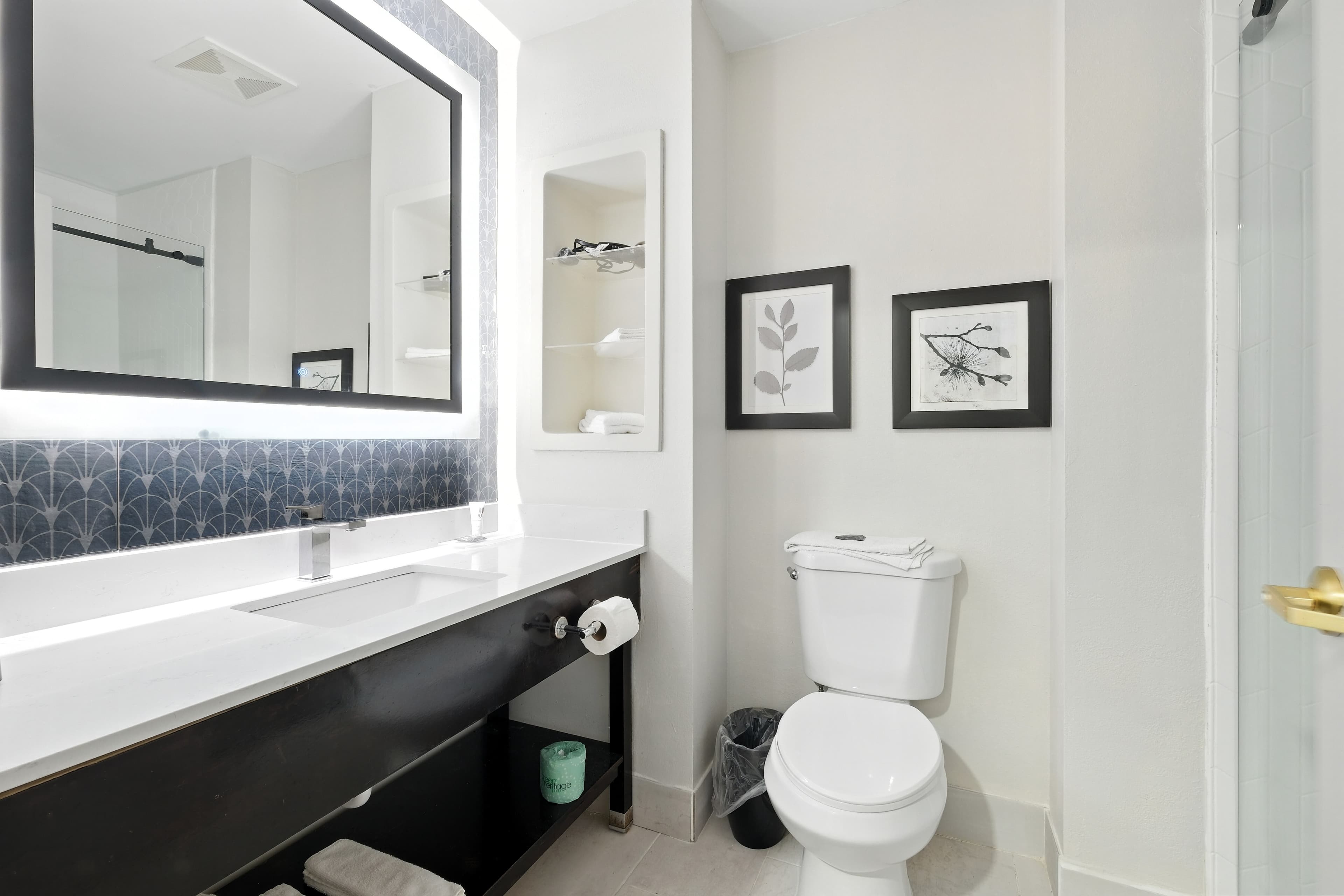 Country Inn & Suites by Radisson, Merrillville, IN — 40