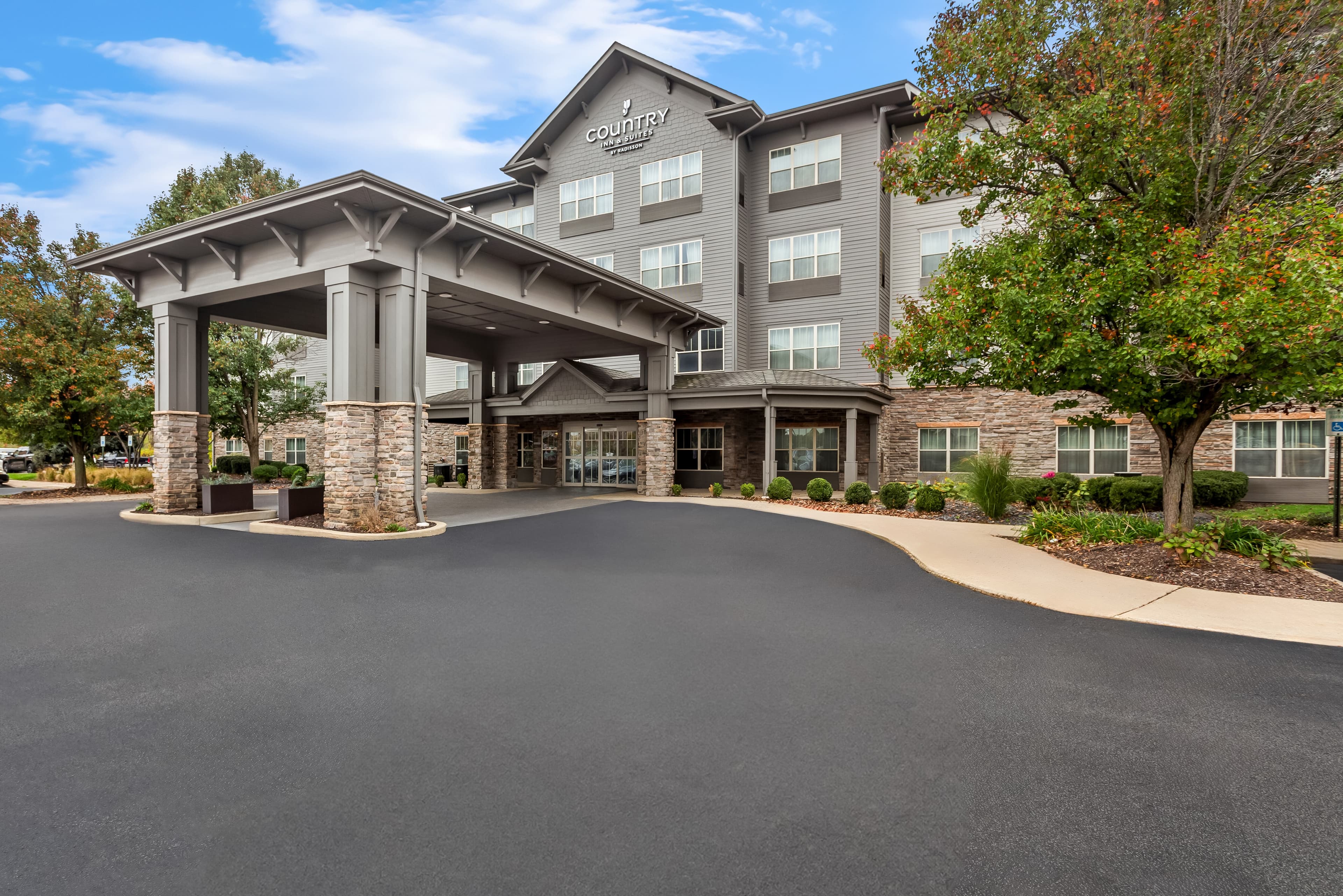 Country Inn & Suites by Radisson, Portage, IN - Image 1