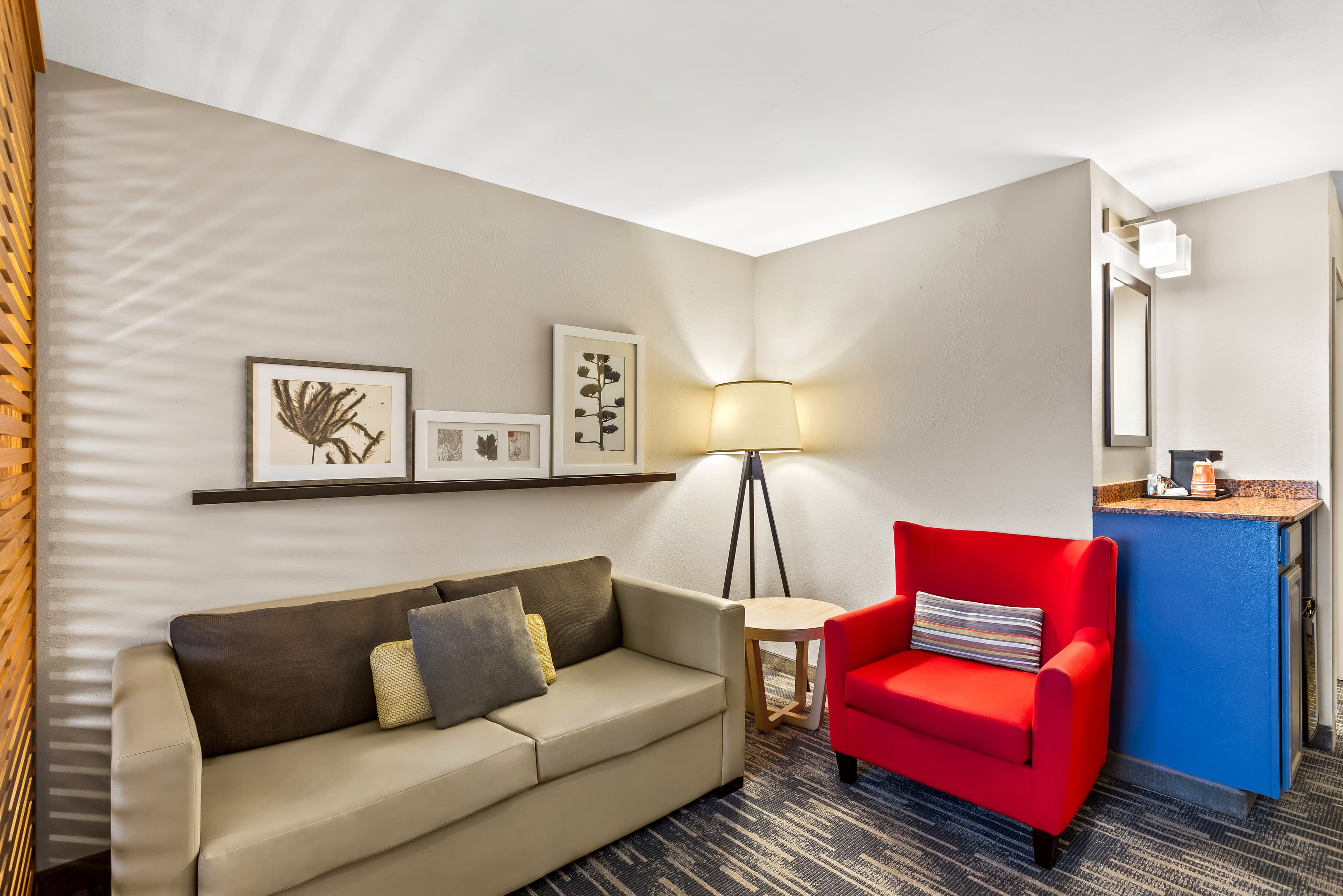Country Inn & Suites by Radisson, Portage, IN — 11