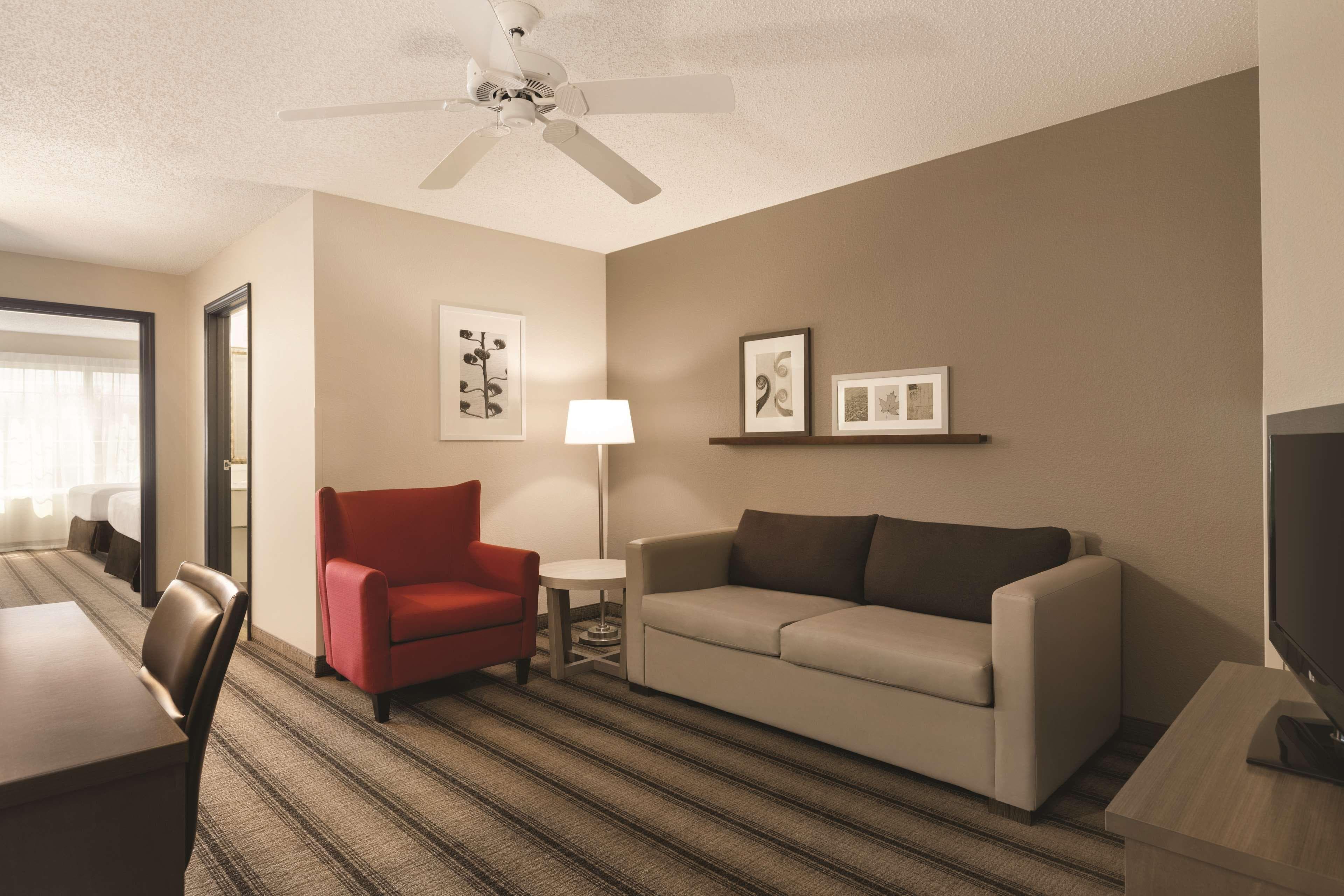 Country Inn & Suites by Radisson, Indianapolis Airport South, IN — 13