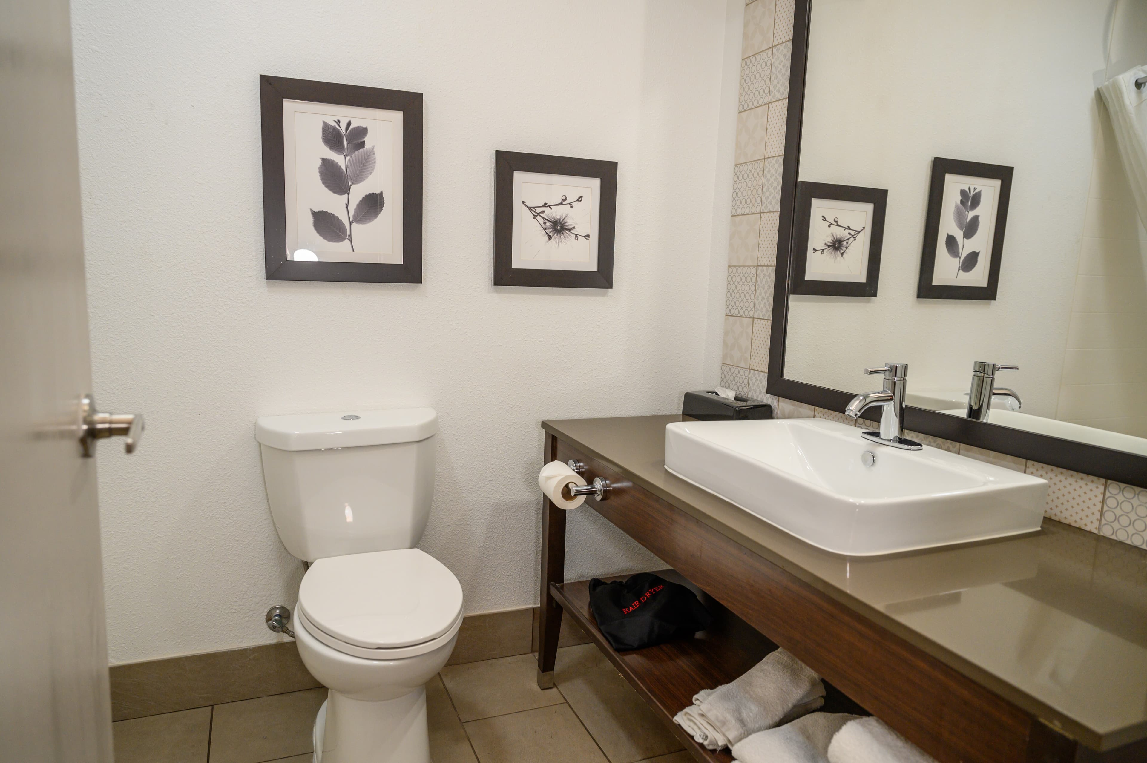 Country Inn & Suites by Radisson, Greenfield, IN — 18