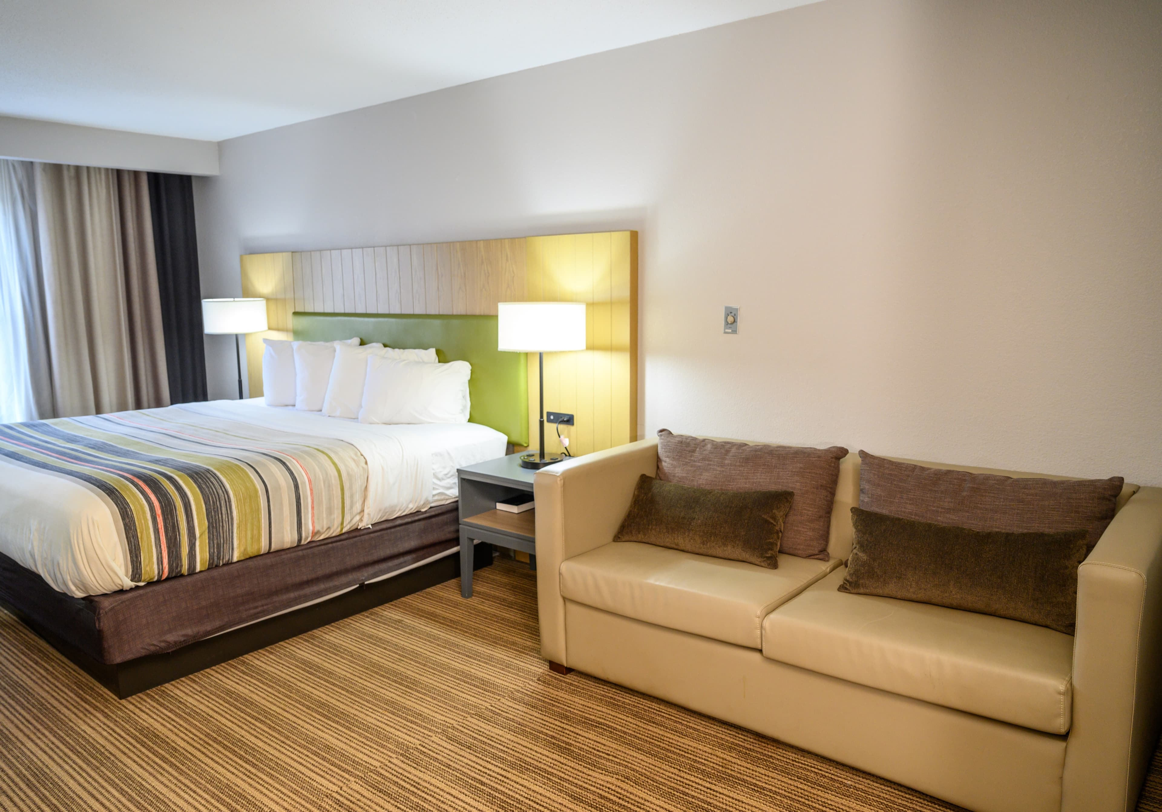 Country Inn & Suites by Radisson, Greenfield, IN — 28