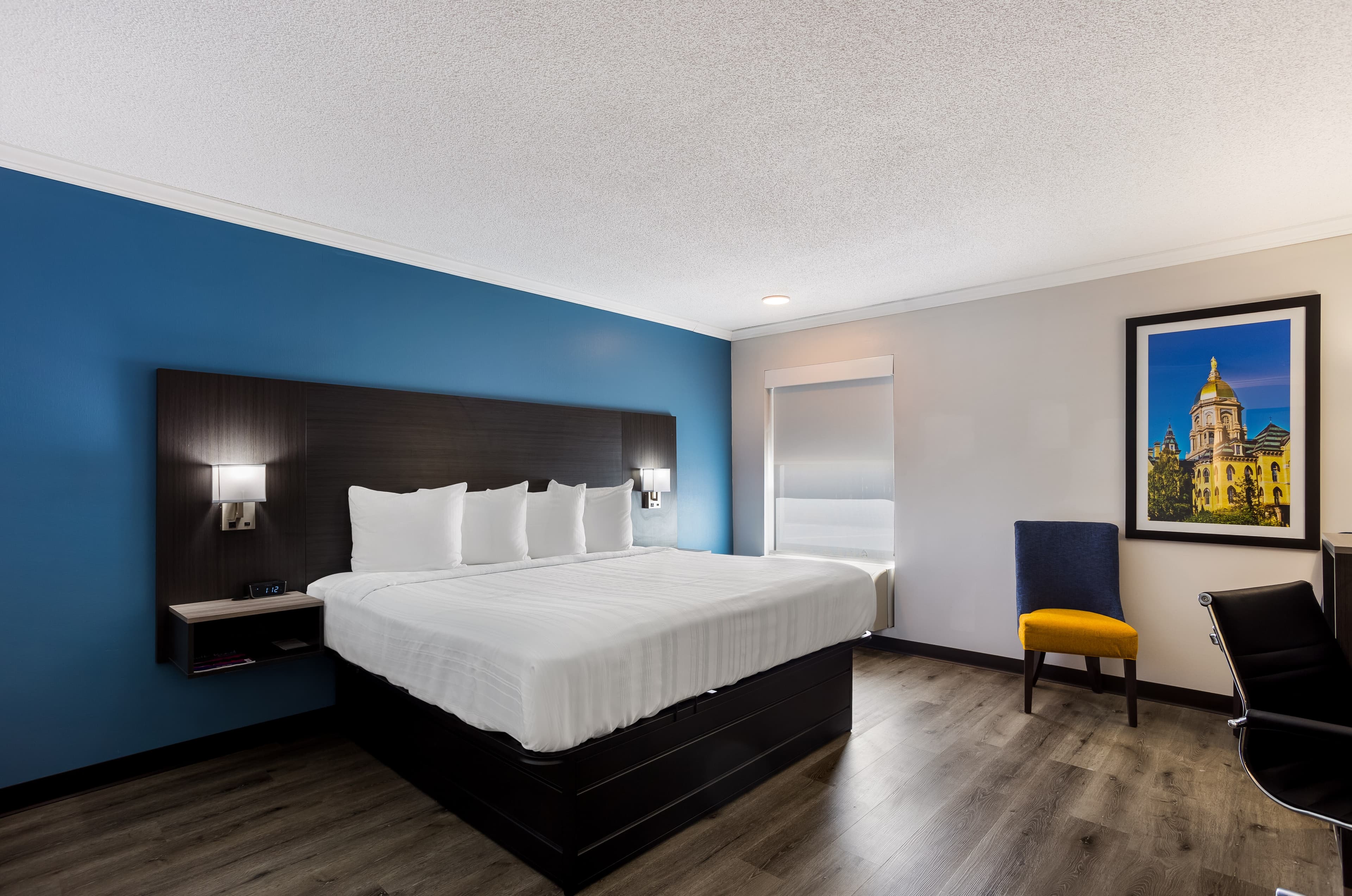 Quality Inn South Bend near Notre Dame - Image 4