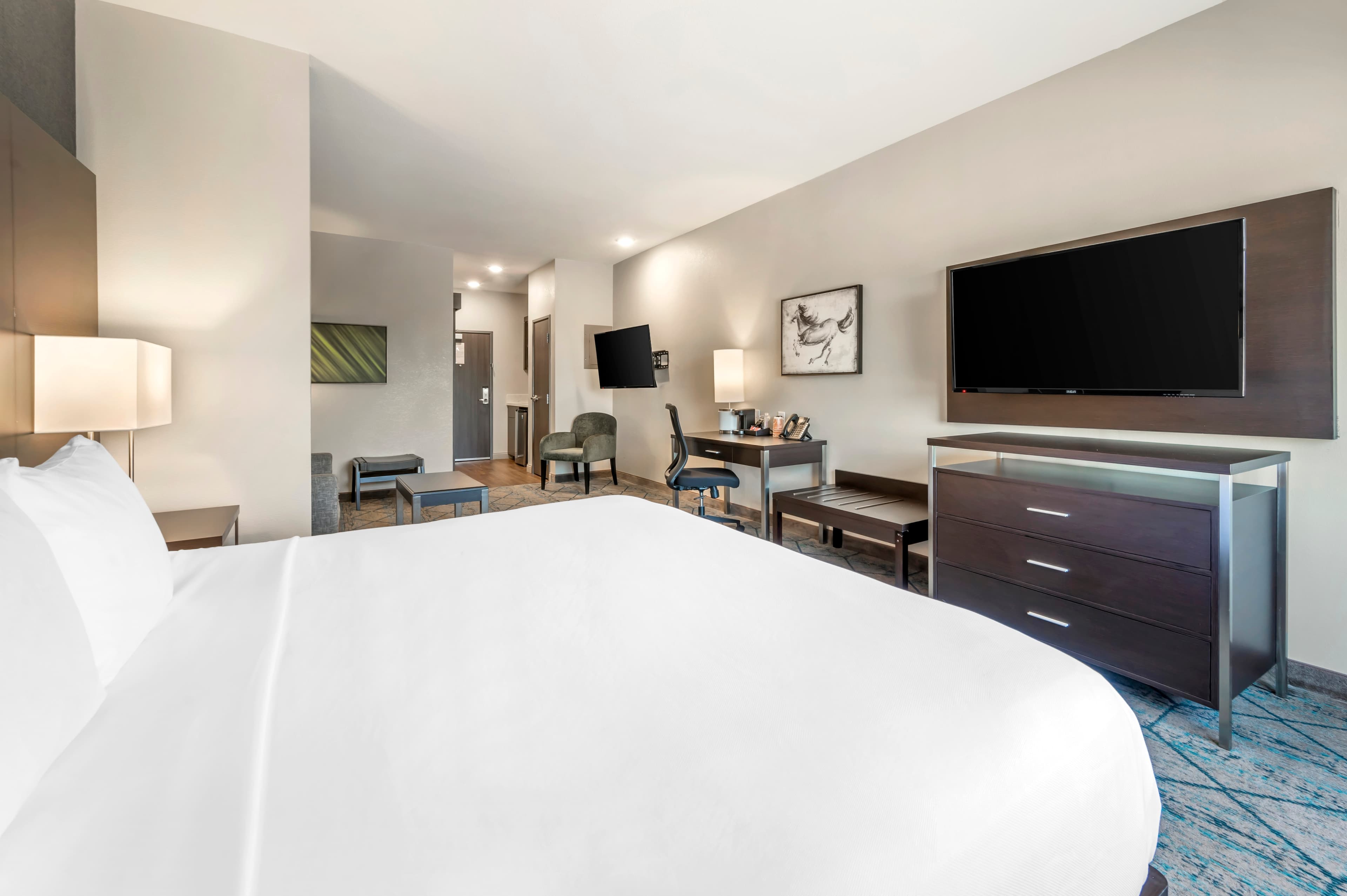 Comfort Inn & Suites Clarksville - Louisville North - Image 4
