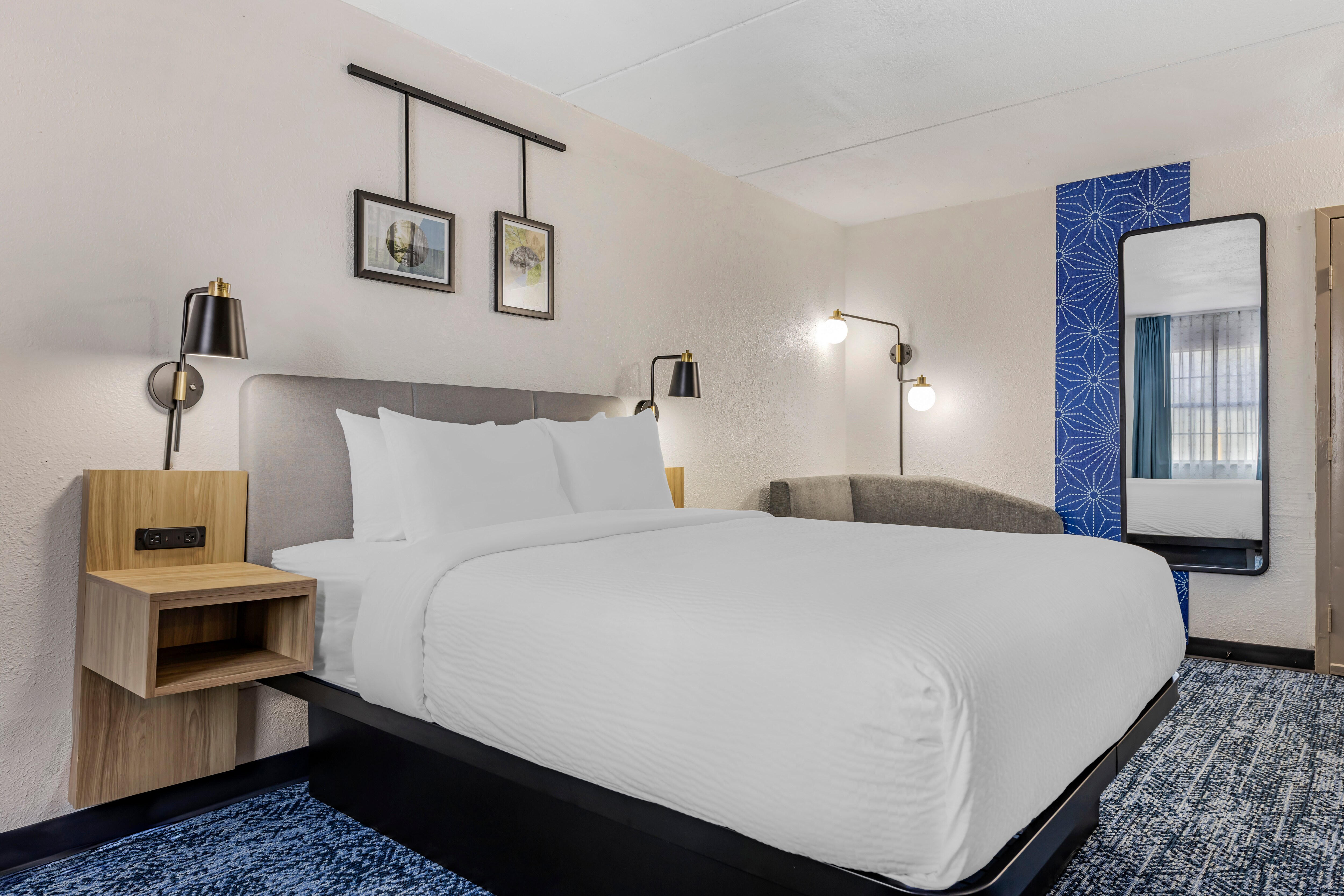 Sleep Inn & Suites Merrillville - Image 2