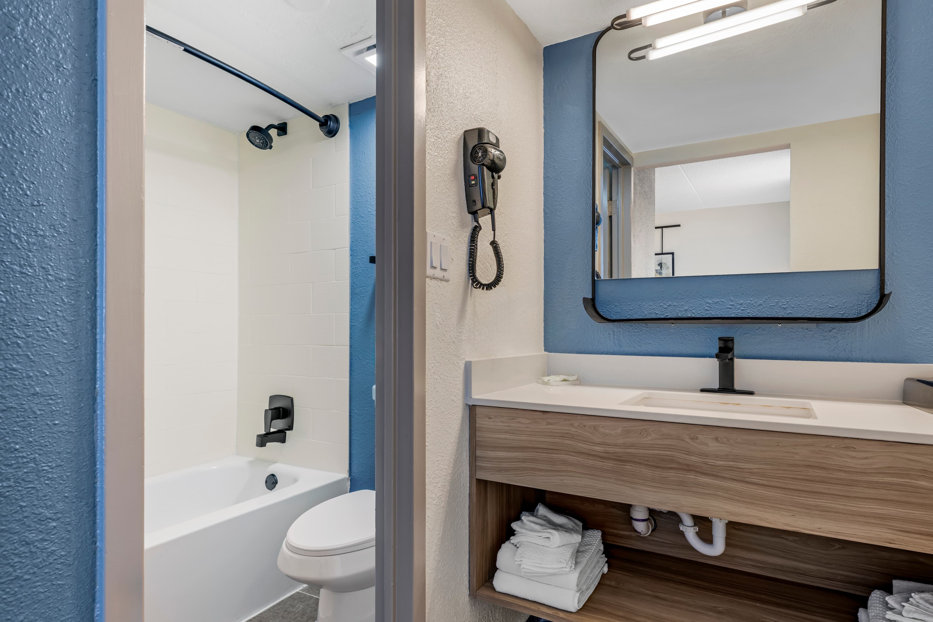 Sleep Inn & Suites Merrillville — 17