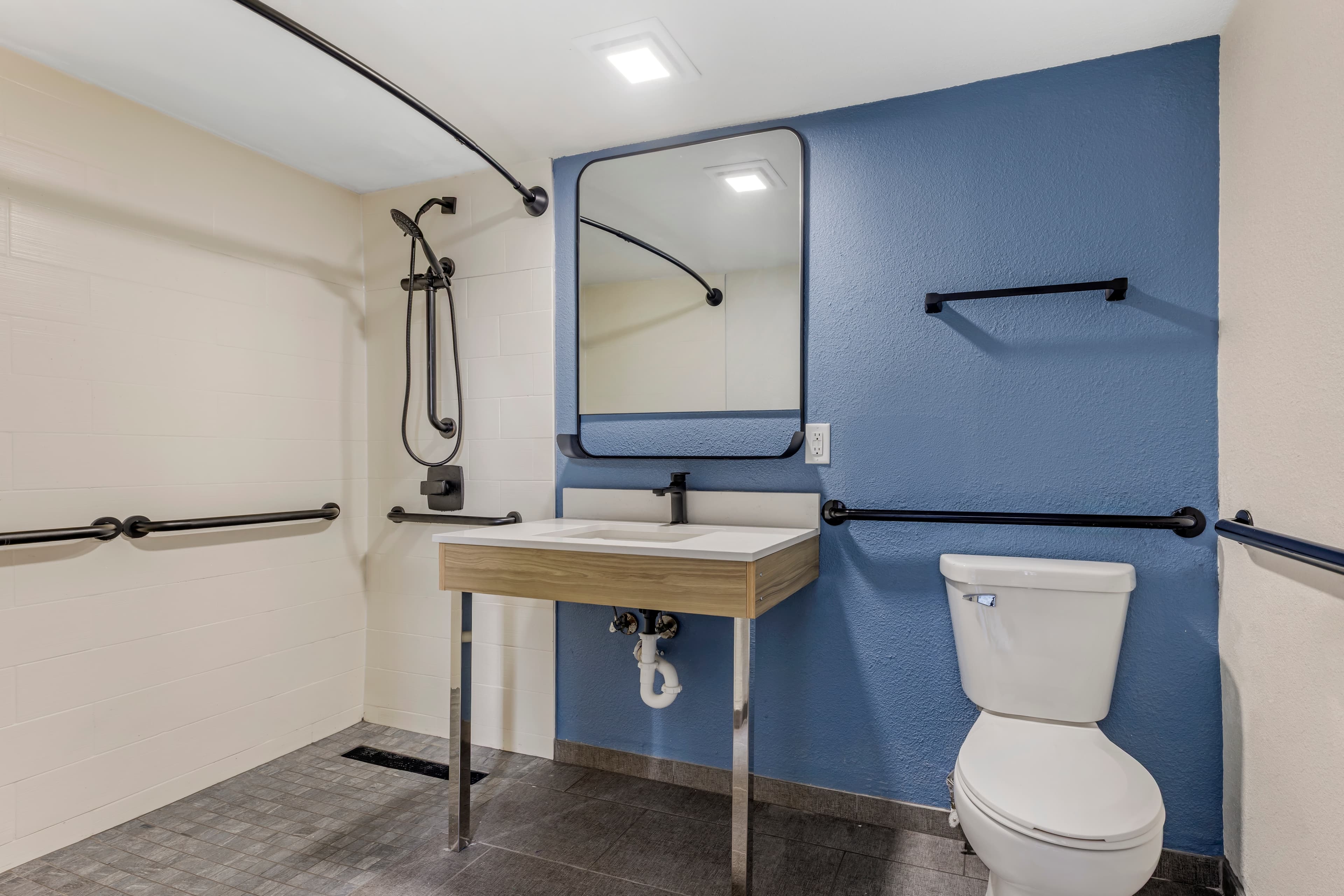 Sleep Inn & Suites Merrillville - Image 5