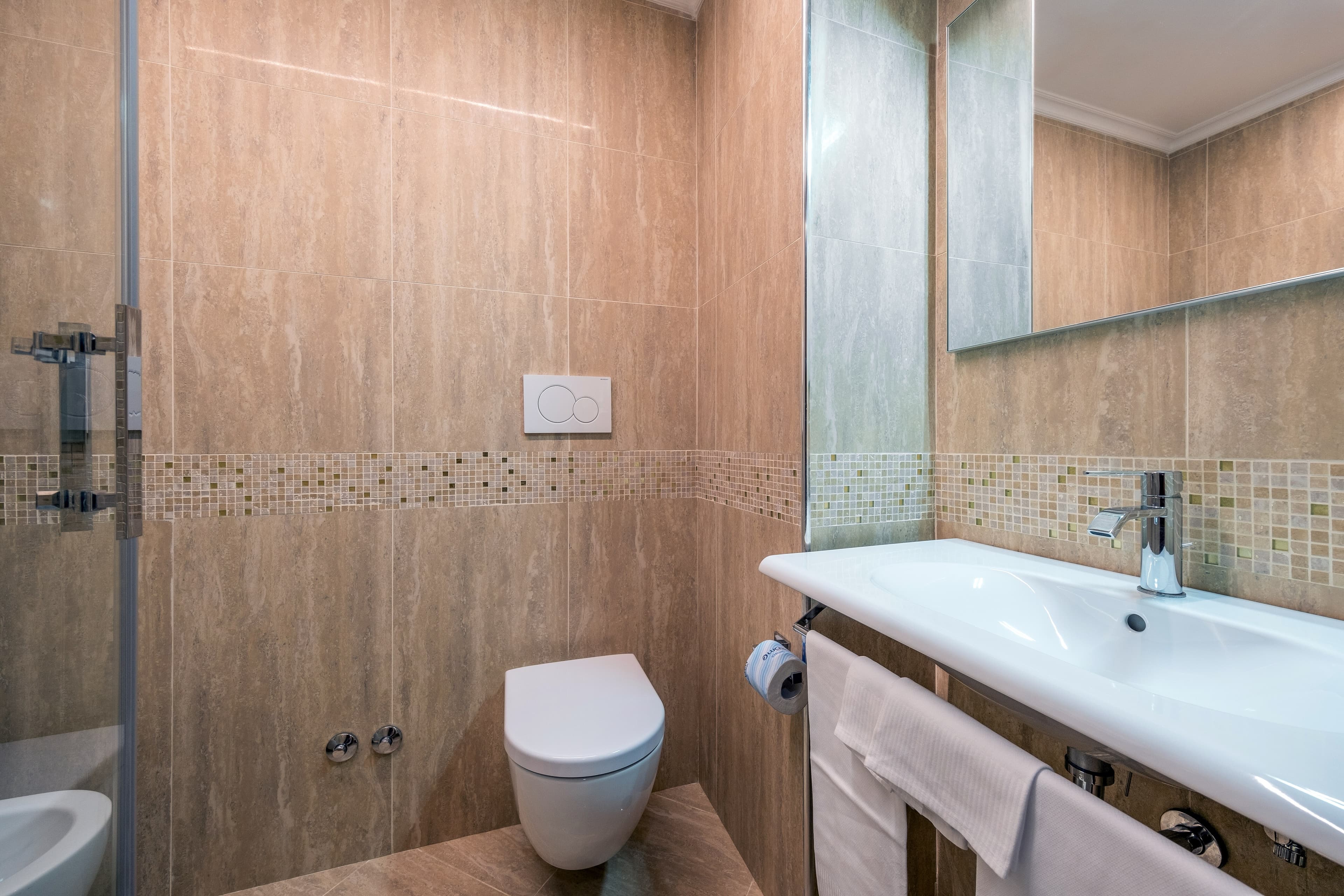 Comfort Hotel Bolivar — 8