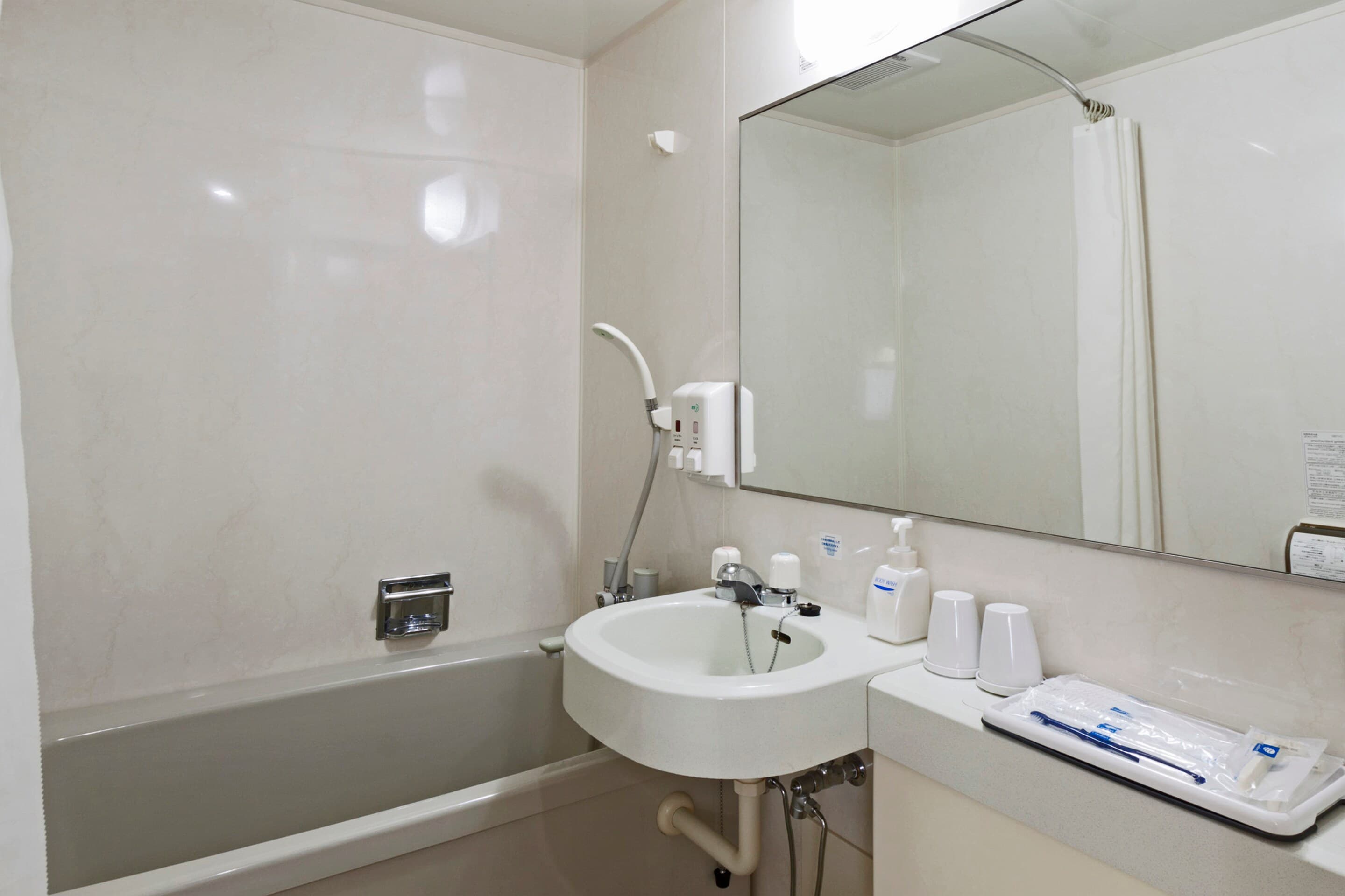 Comfort Hotel Osaka Shinsaibashi - Image 3