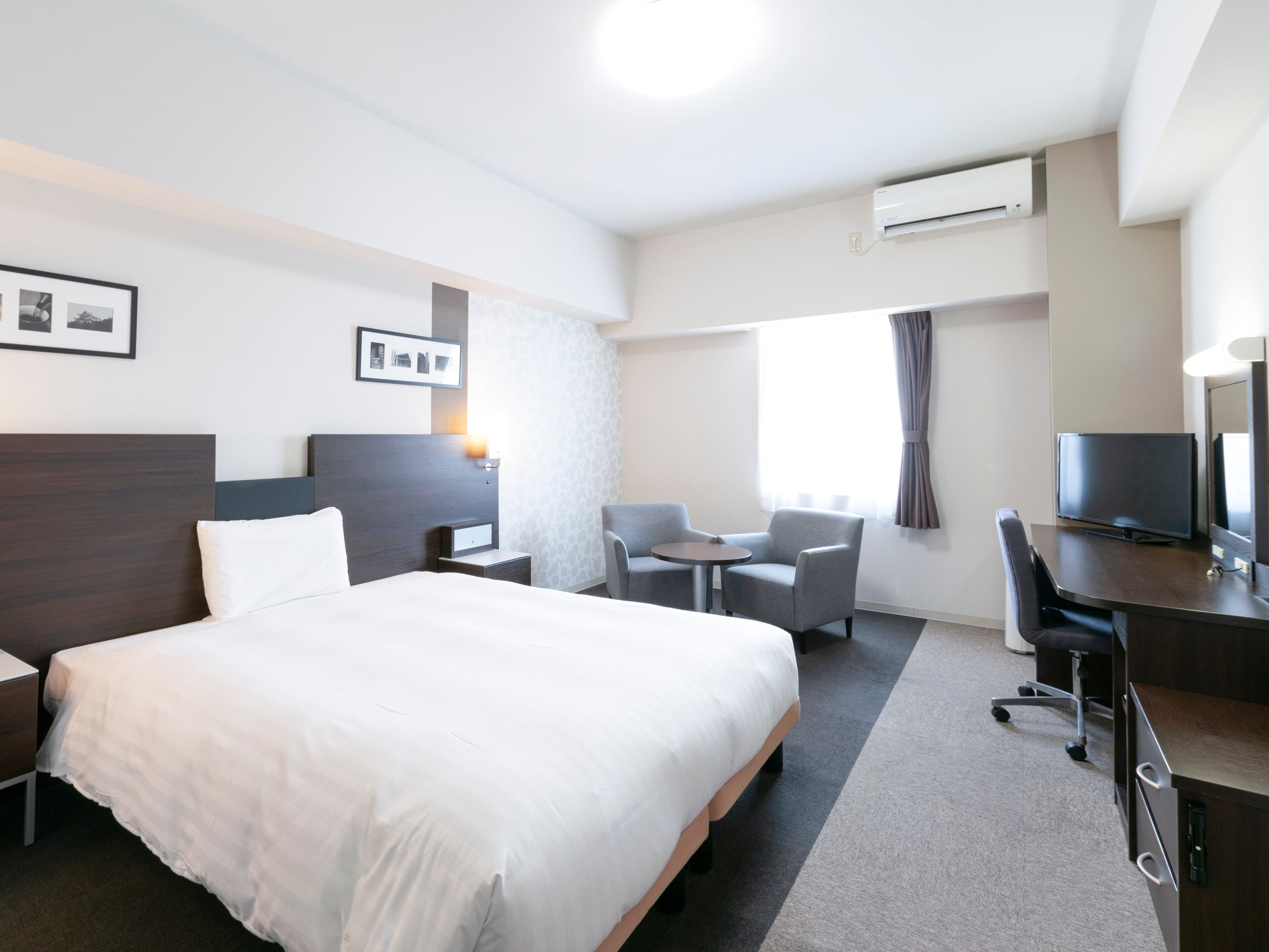 Comfort Hotel Central International Airport — 8