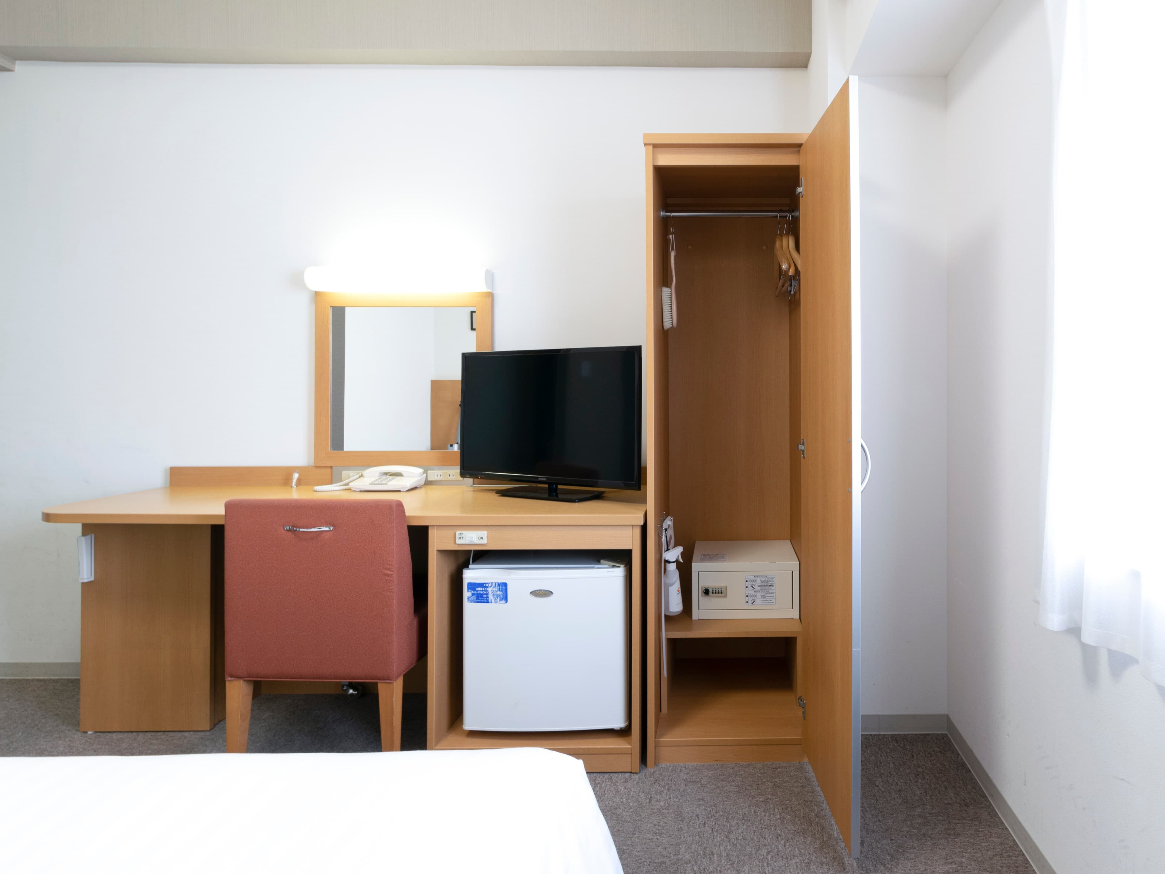 Comfort Hotel Central International Airport - Image 3