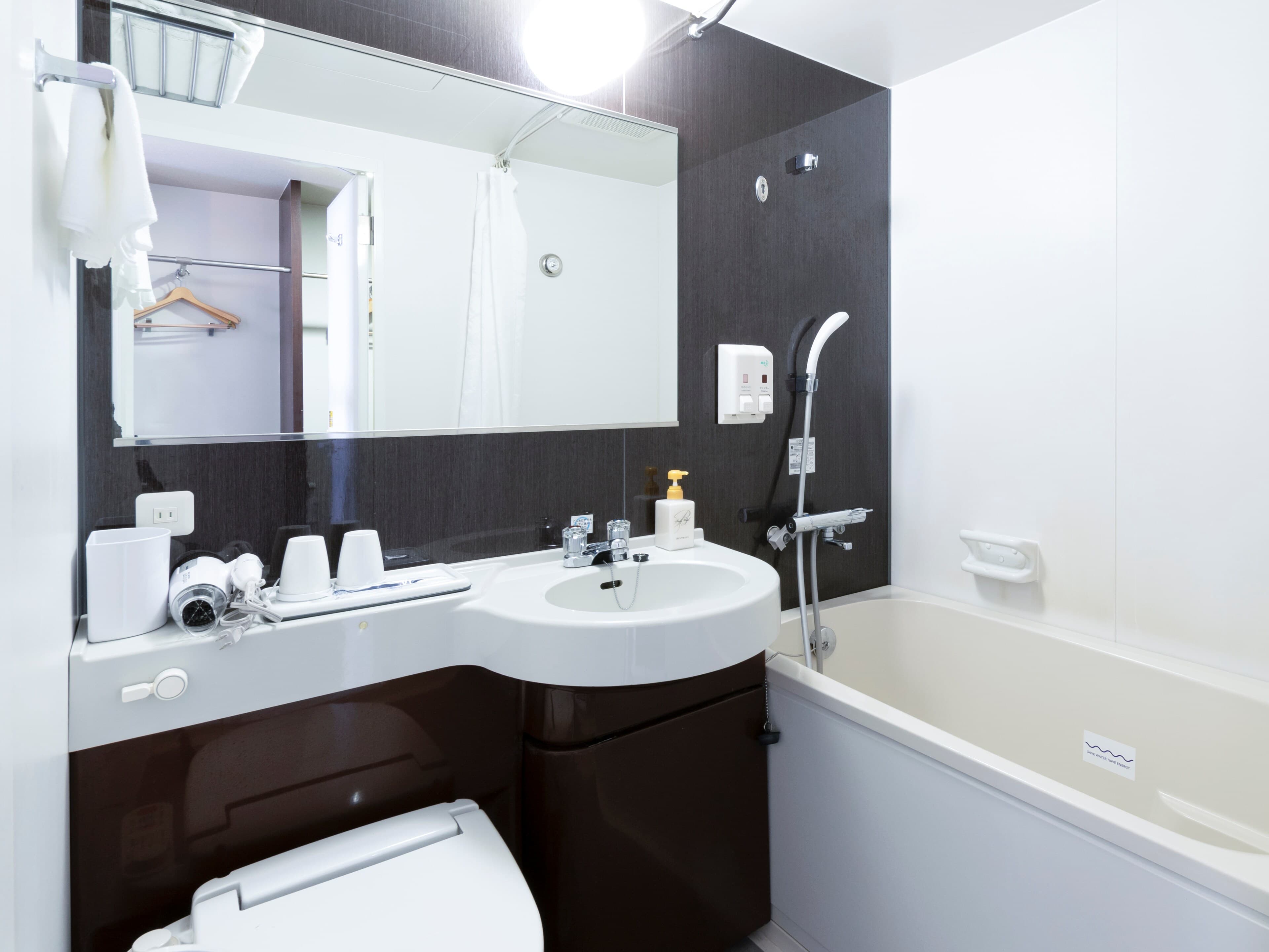 Comfort Hotel Central International Airport - Image 5