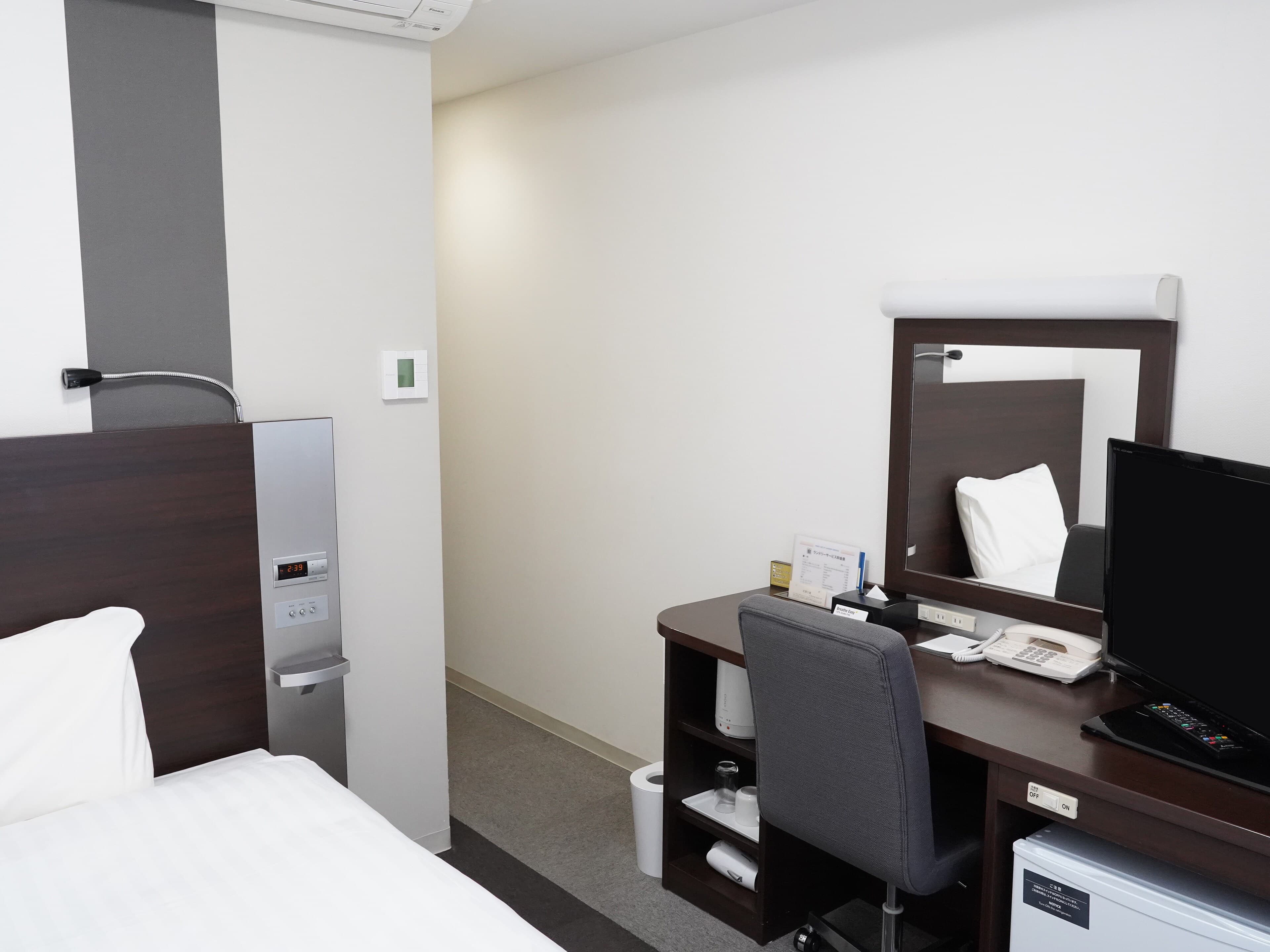 Comfort Hotel Tokyo Kanda — 9