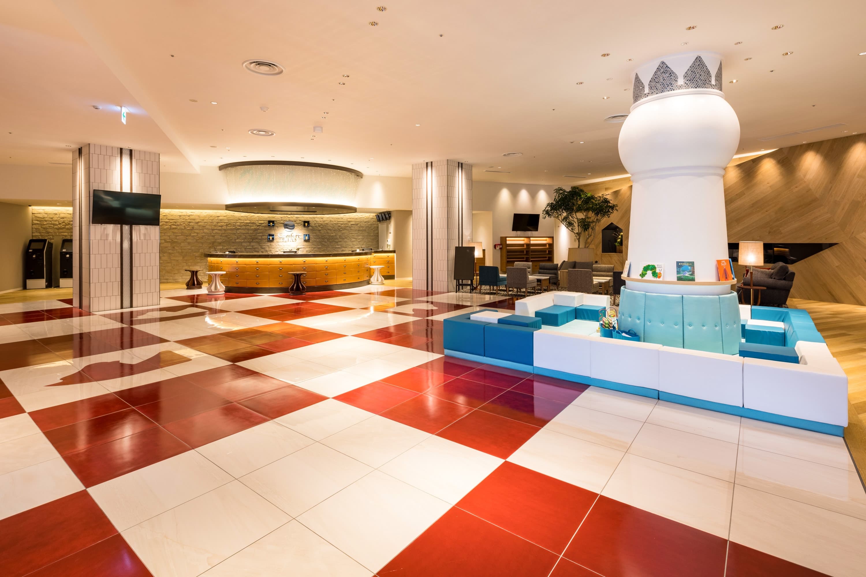 Comfort Suites Tokyo Bay - Image 1