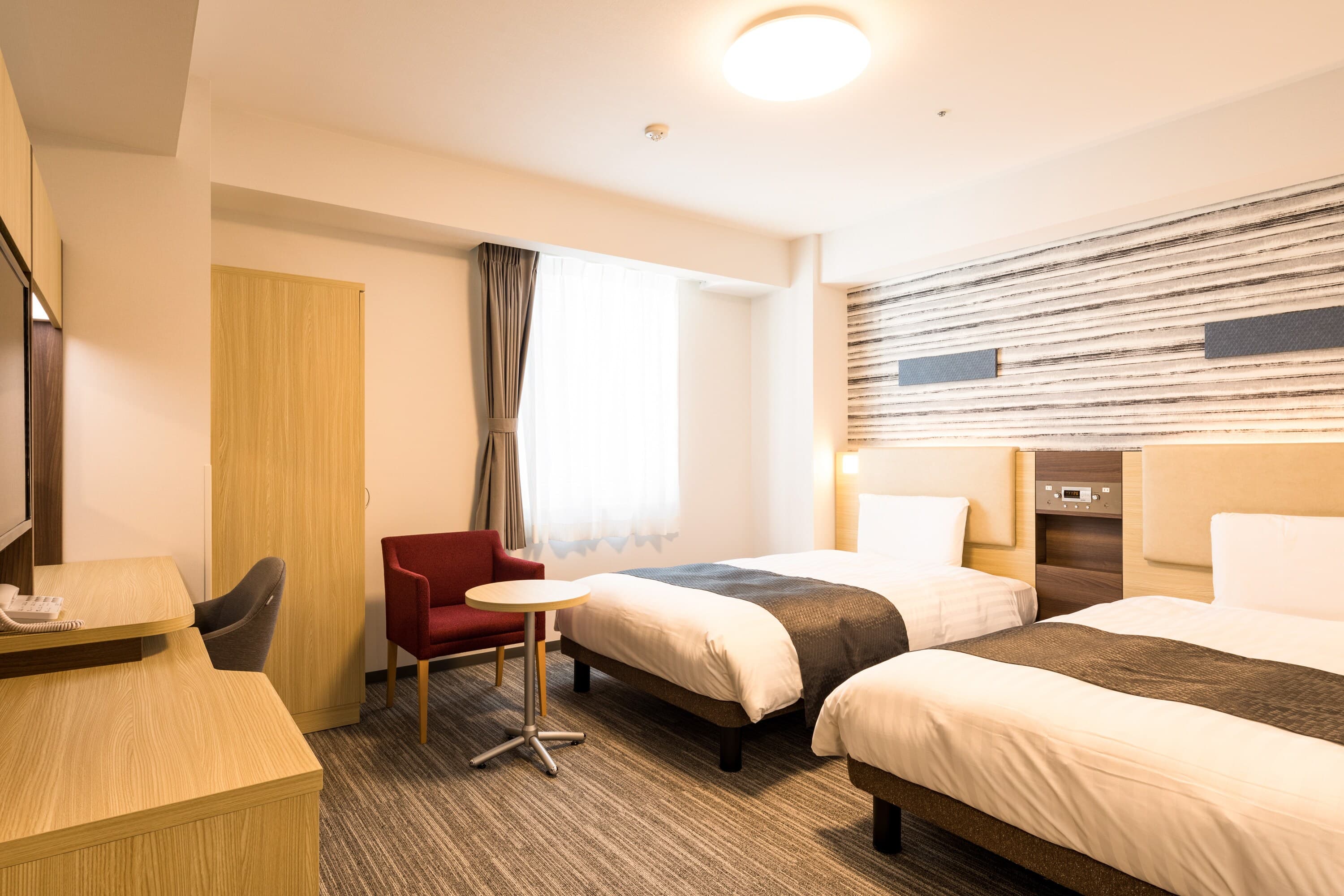 Comfort Hotel Nagoya Fushimi - Image 4