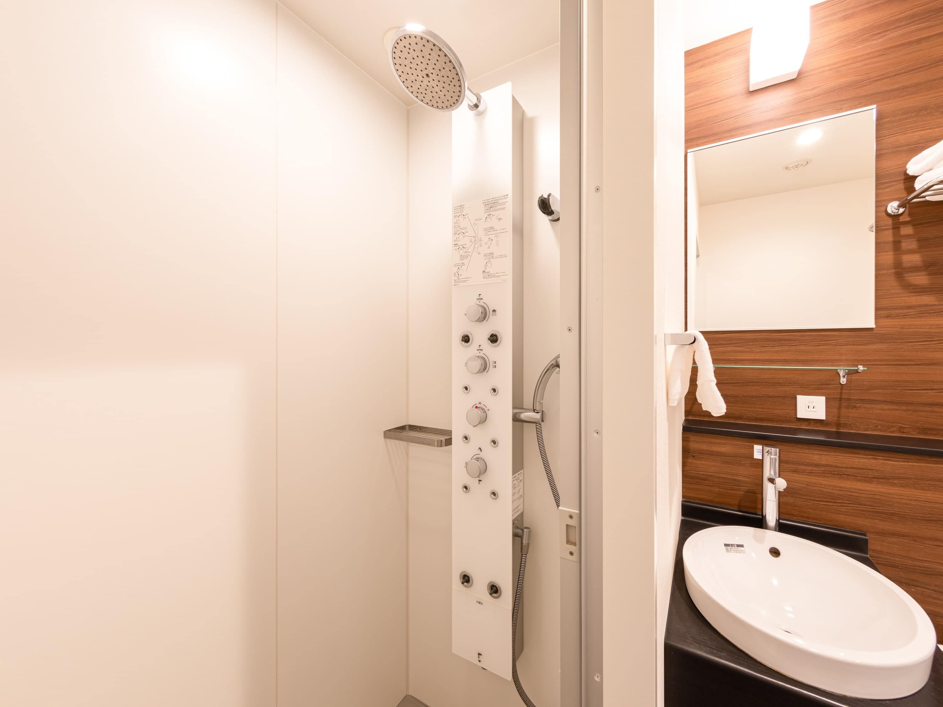 Comfort Inn Tokyo Roppongi — 9