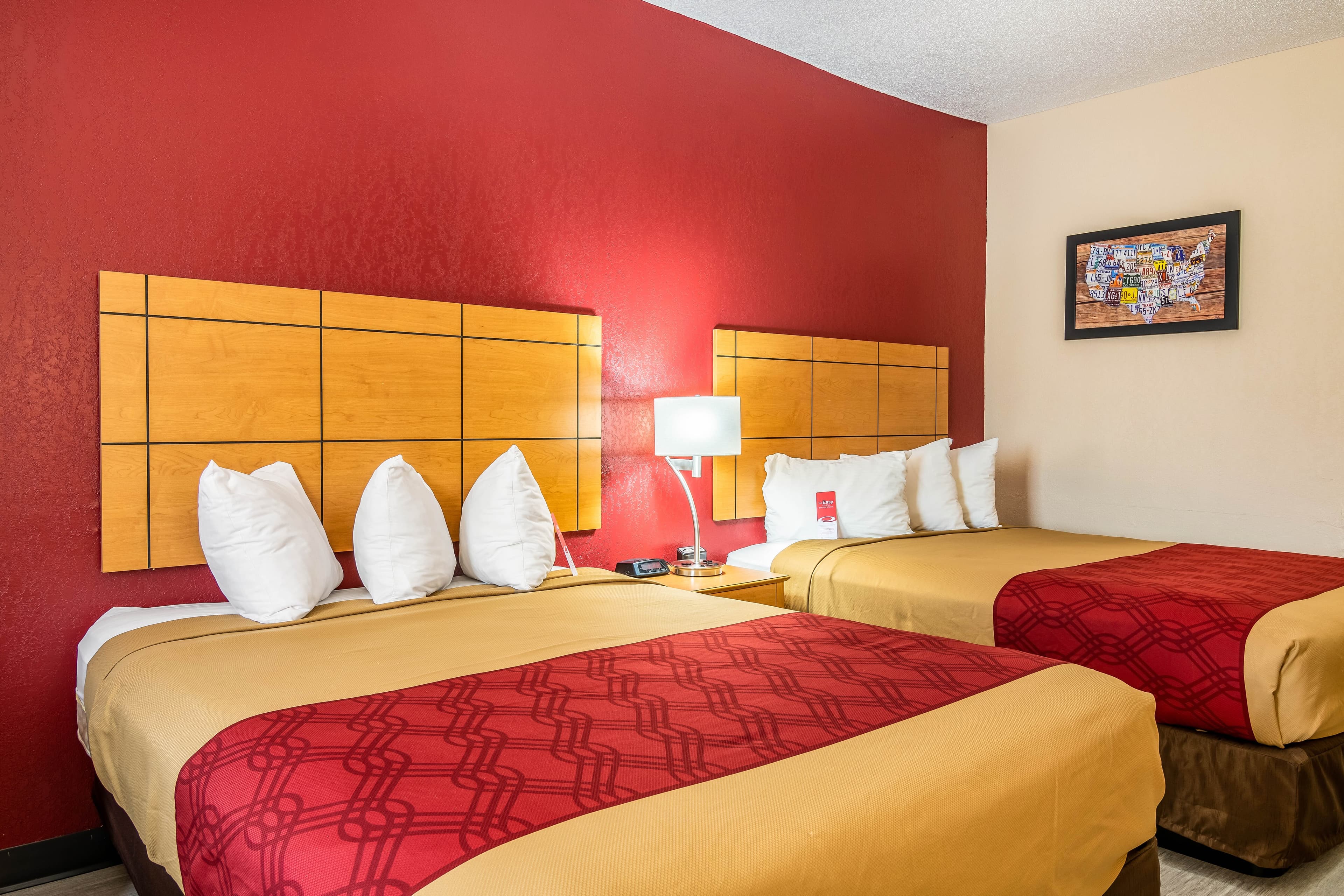 Econo Lodge Topeka at Wanamaker — 15