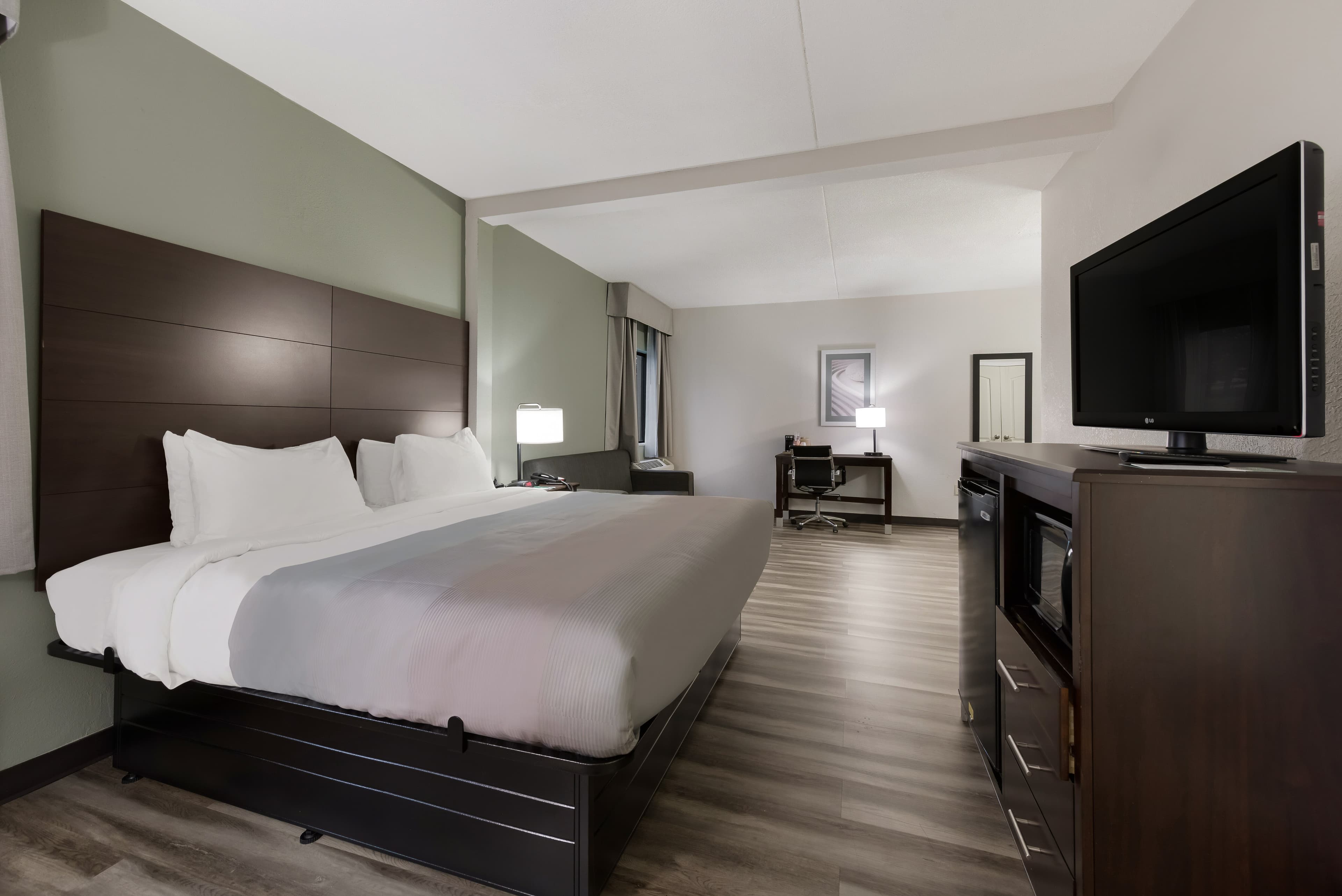 Quality Inn Merriam Kansas City - Image 2
