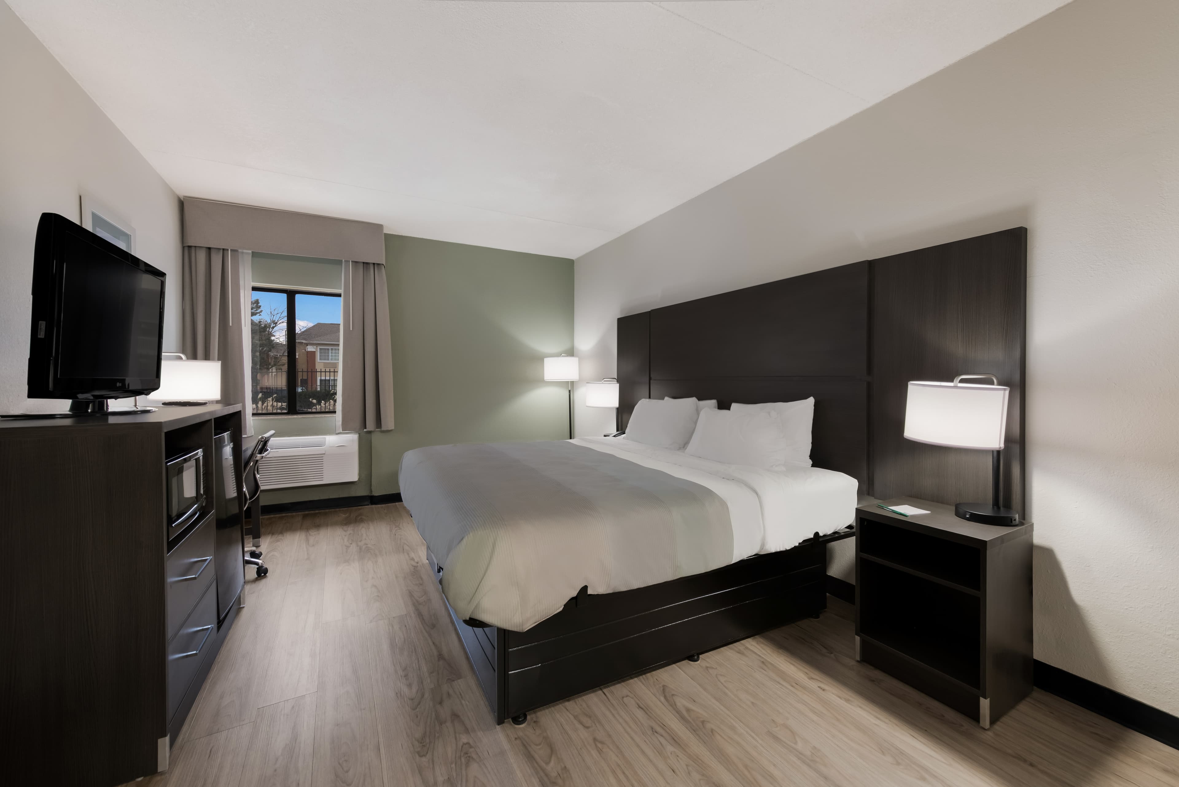 Quality Inn Merriam Kansas City — 7