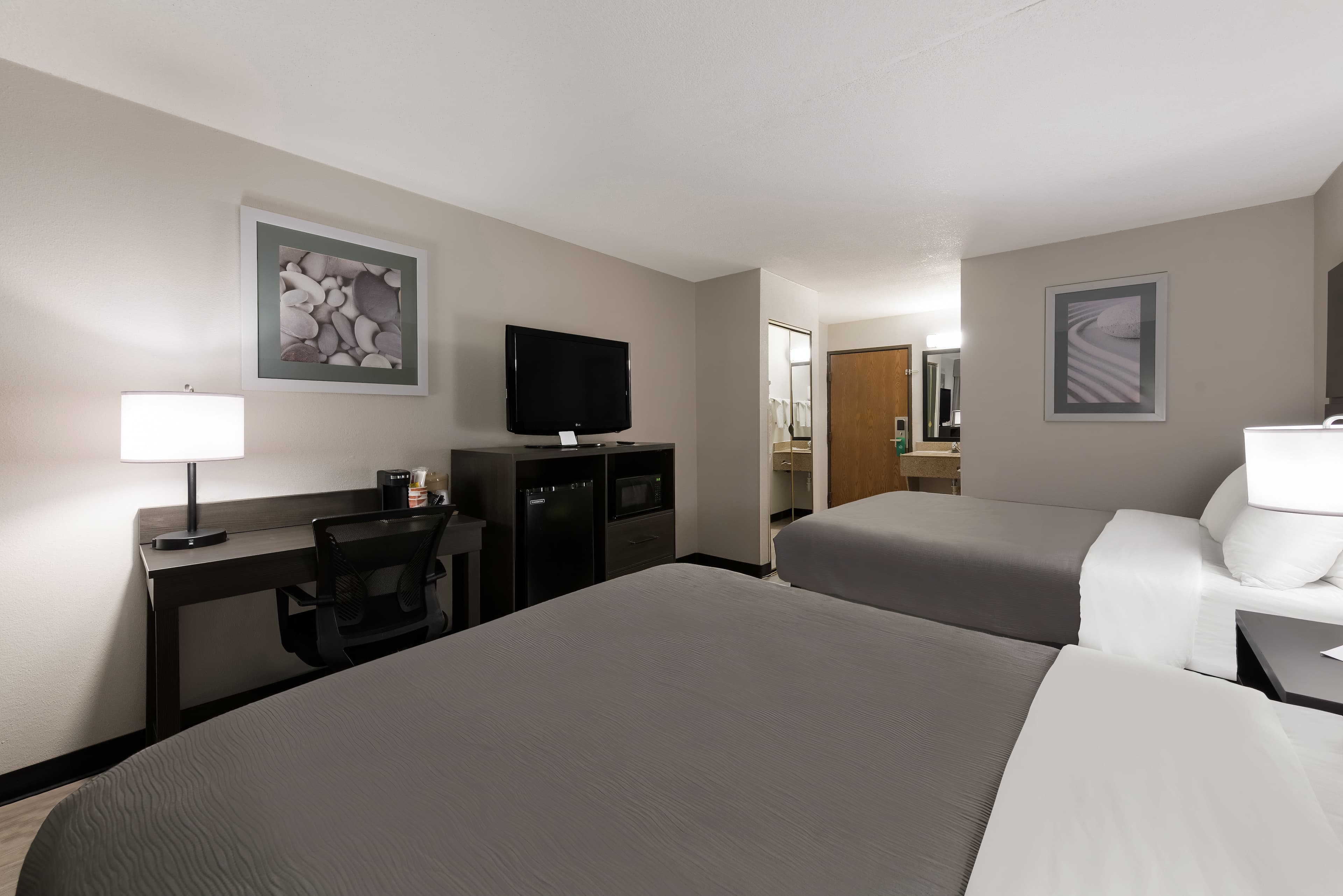 Quality Inn Merriam Kansas City — 17