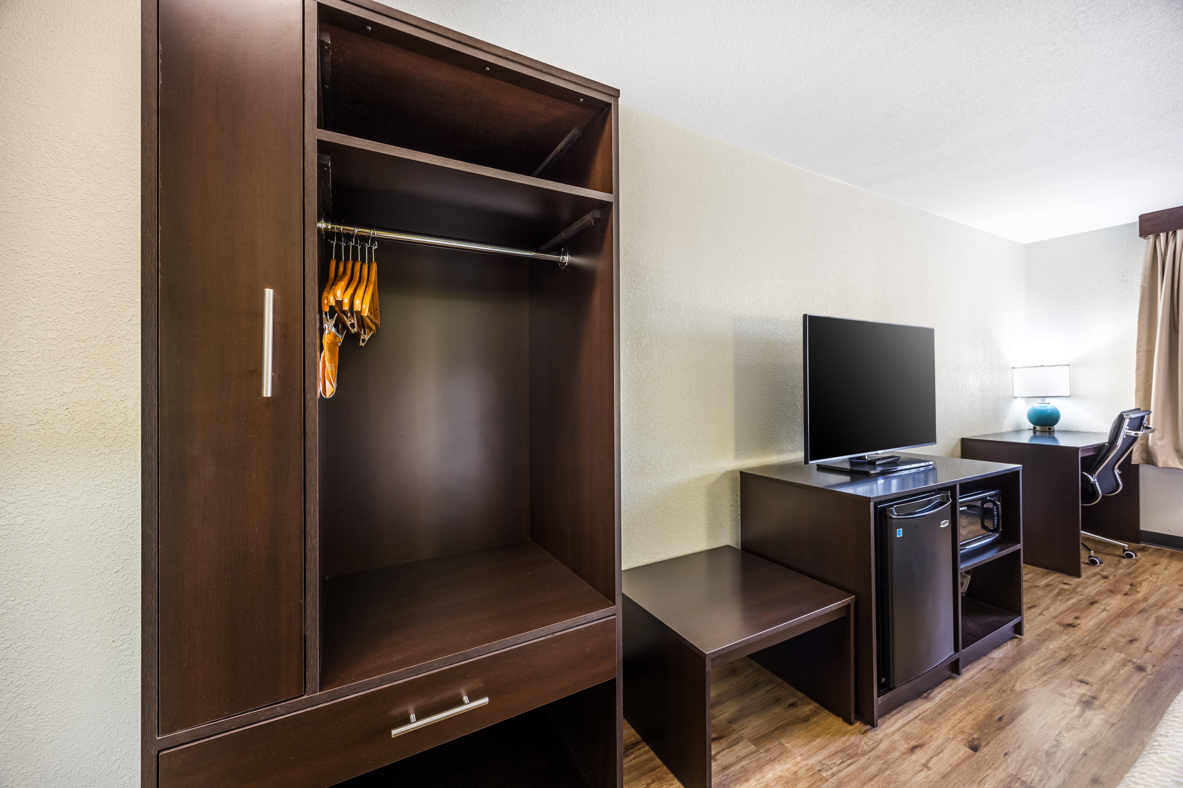 Sleep Inn & Suites Salina I-135 — 8