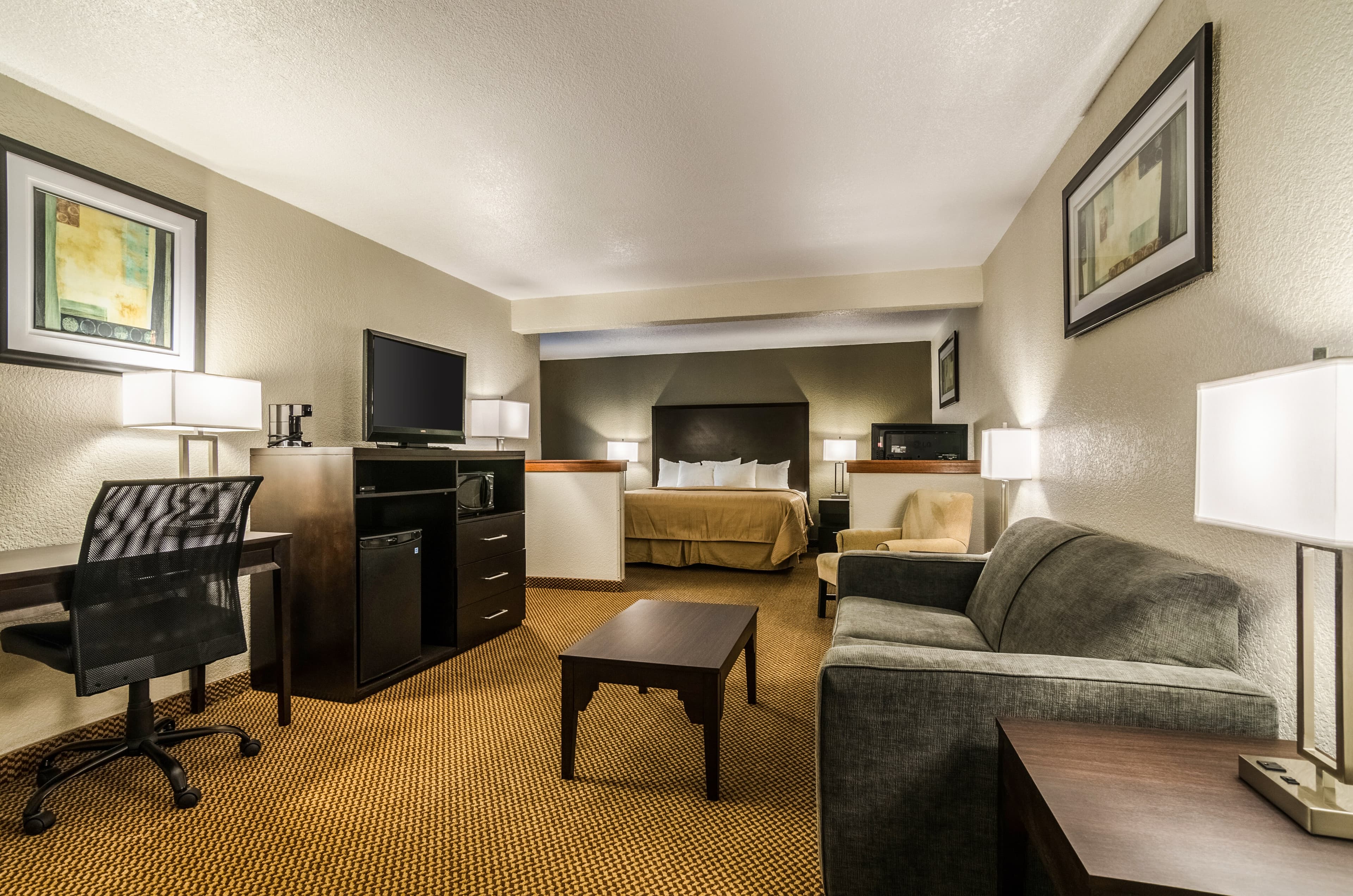 Quality Inn & Suites Winfield — 11