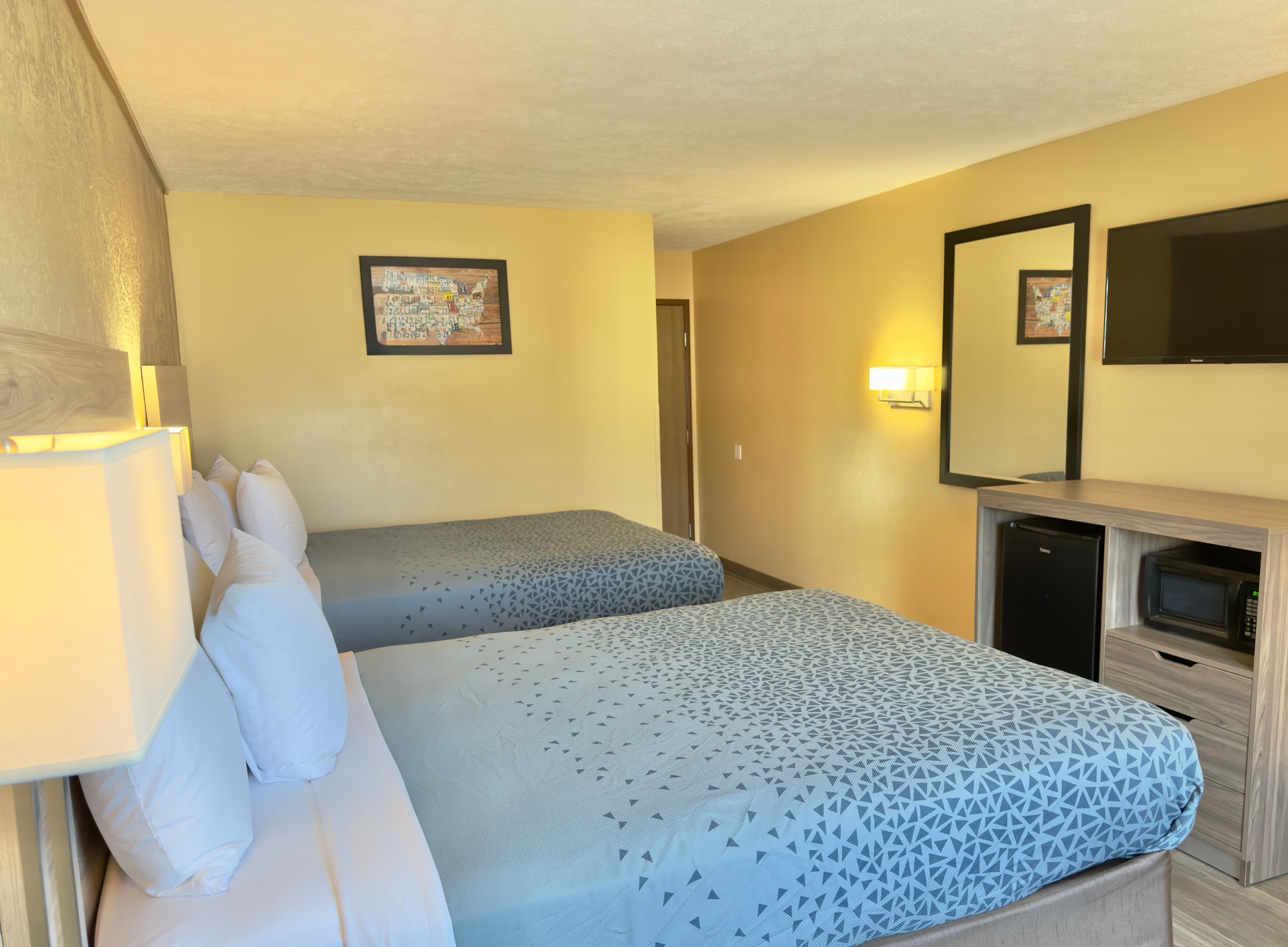 Econo Lodge Lansing - Leavenworth — 7