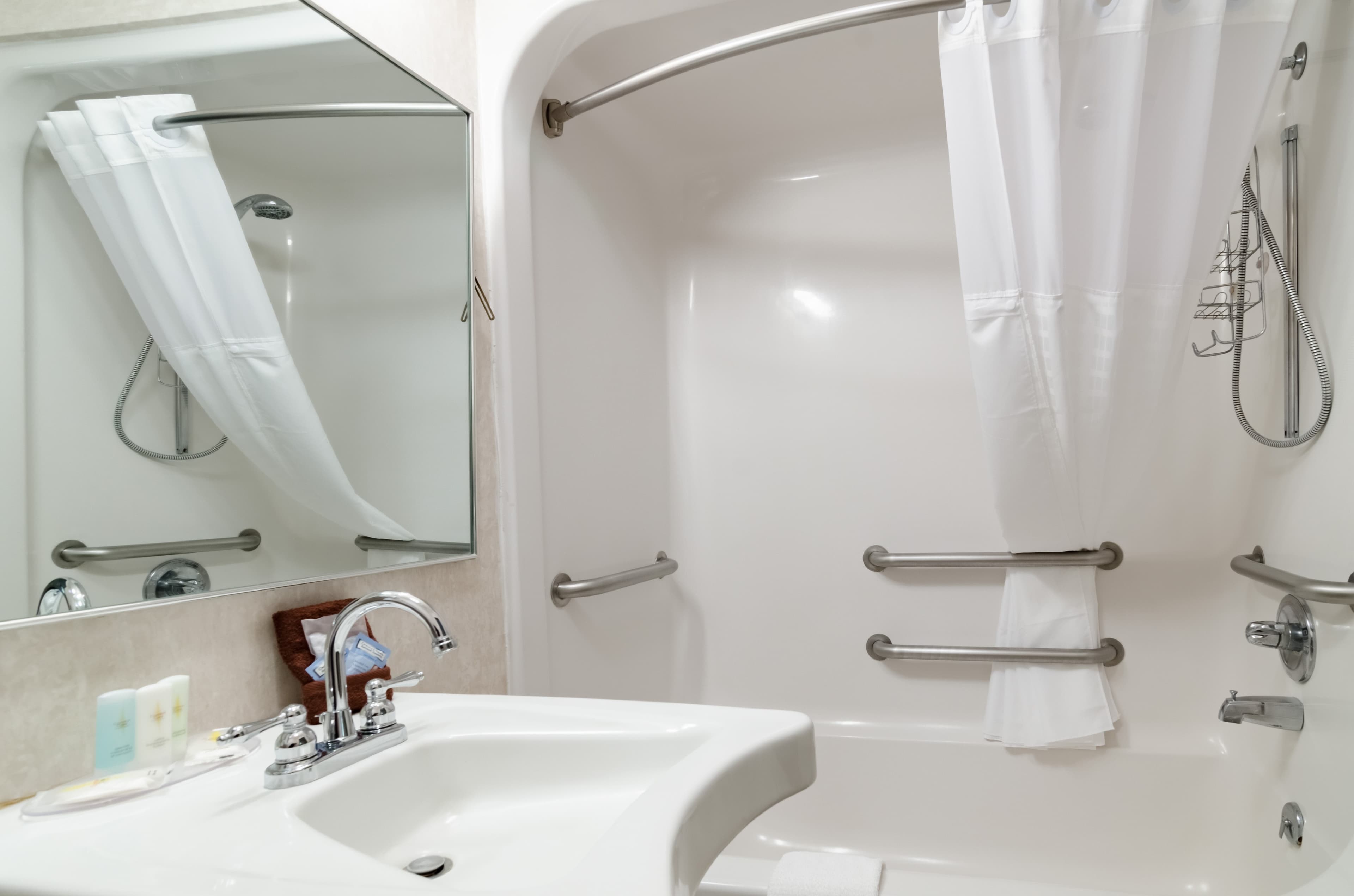 Quality Inn & Suites Colby - Image 4