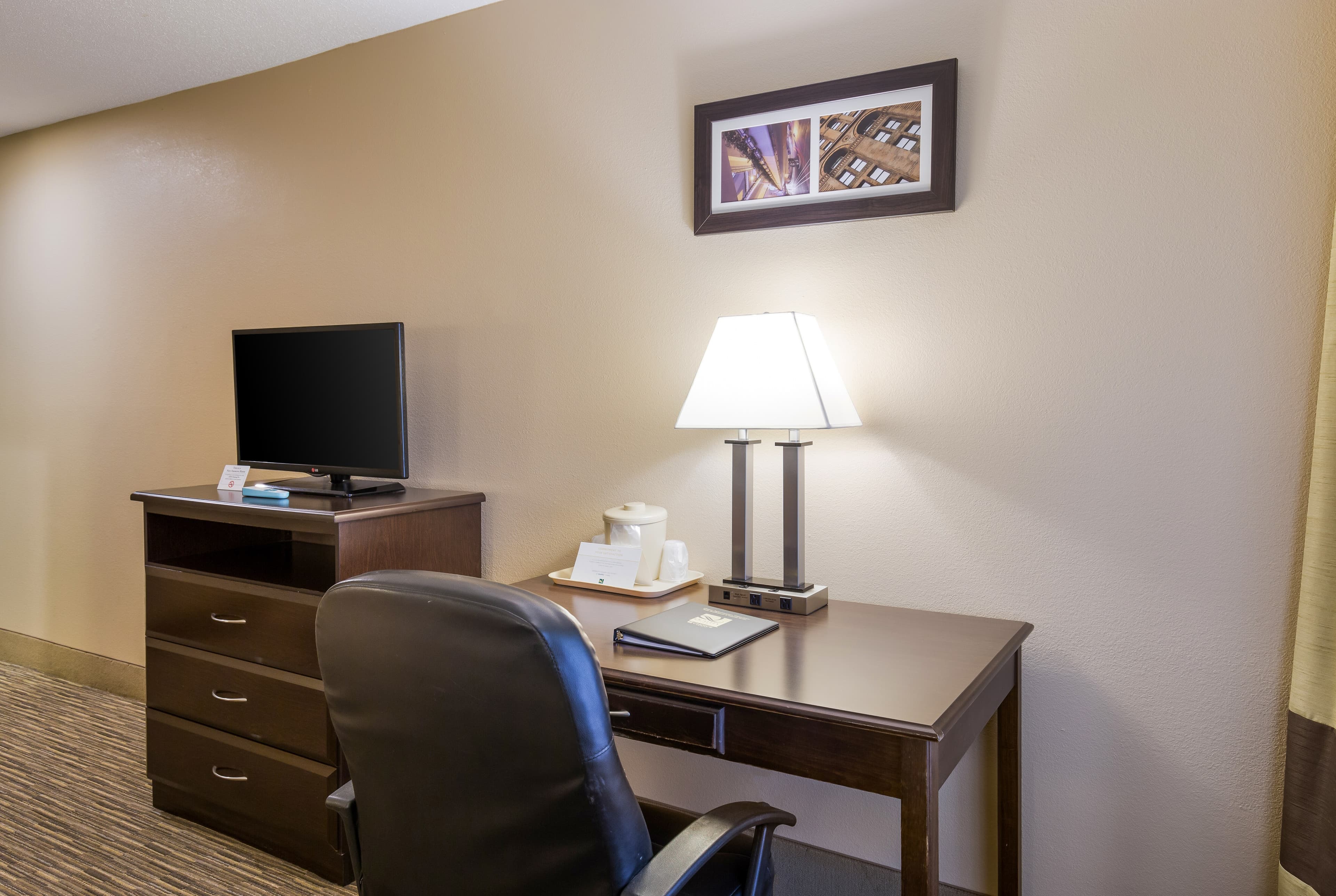 Quality Inn I-70 Near Kansas Speedway — 8