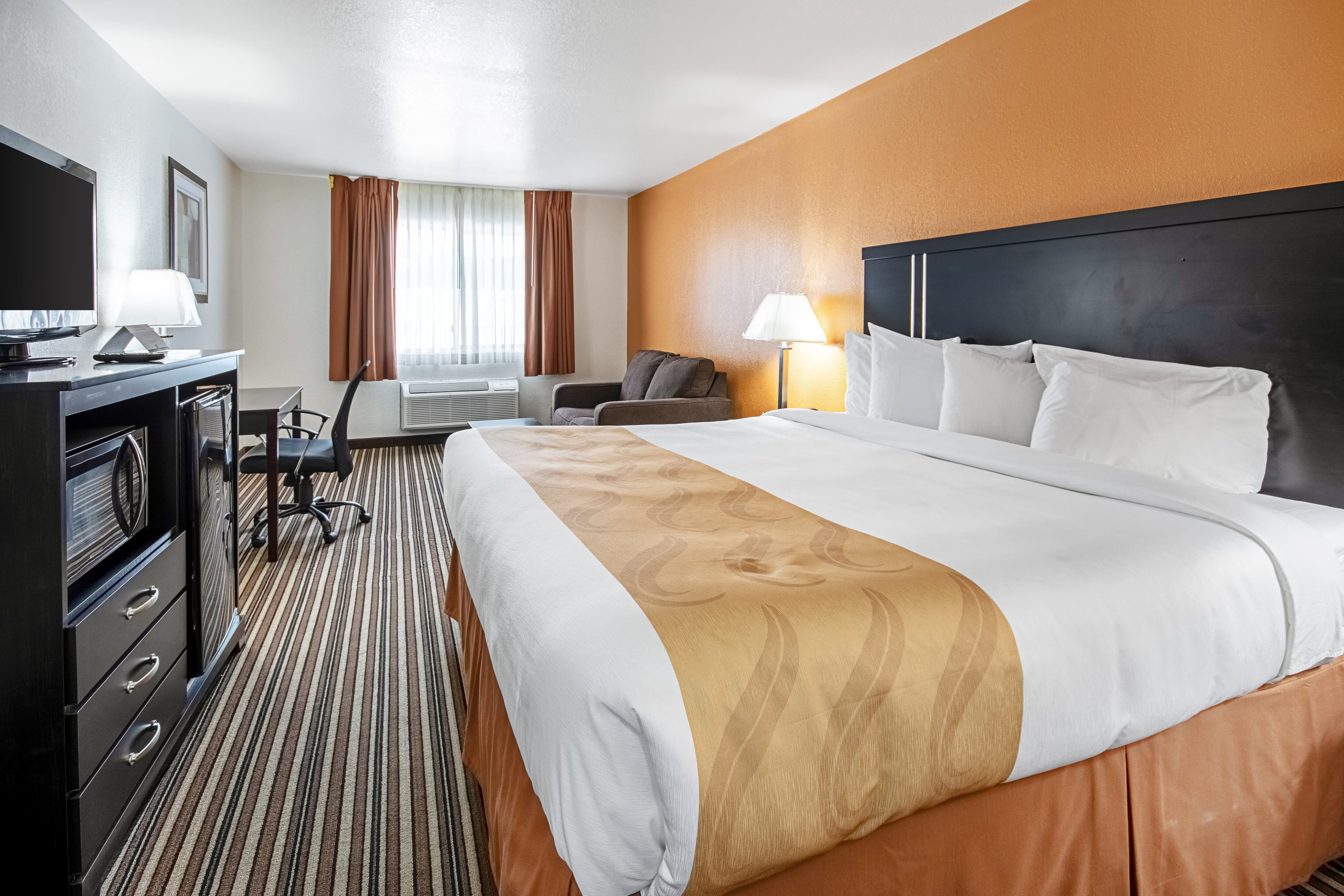 Quality Inn Dodge City — 8