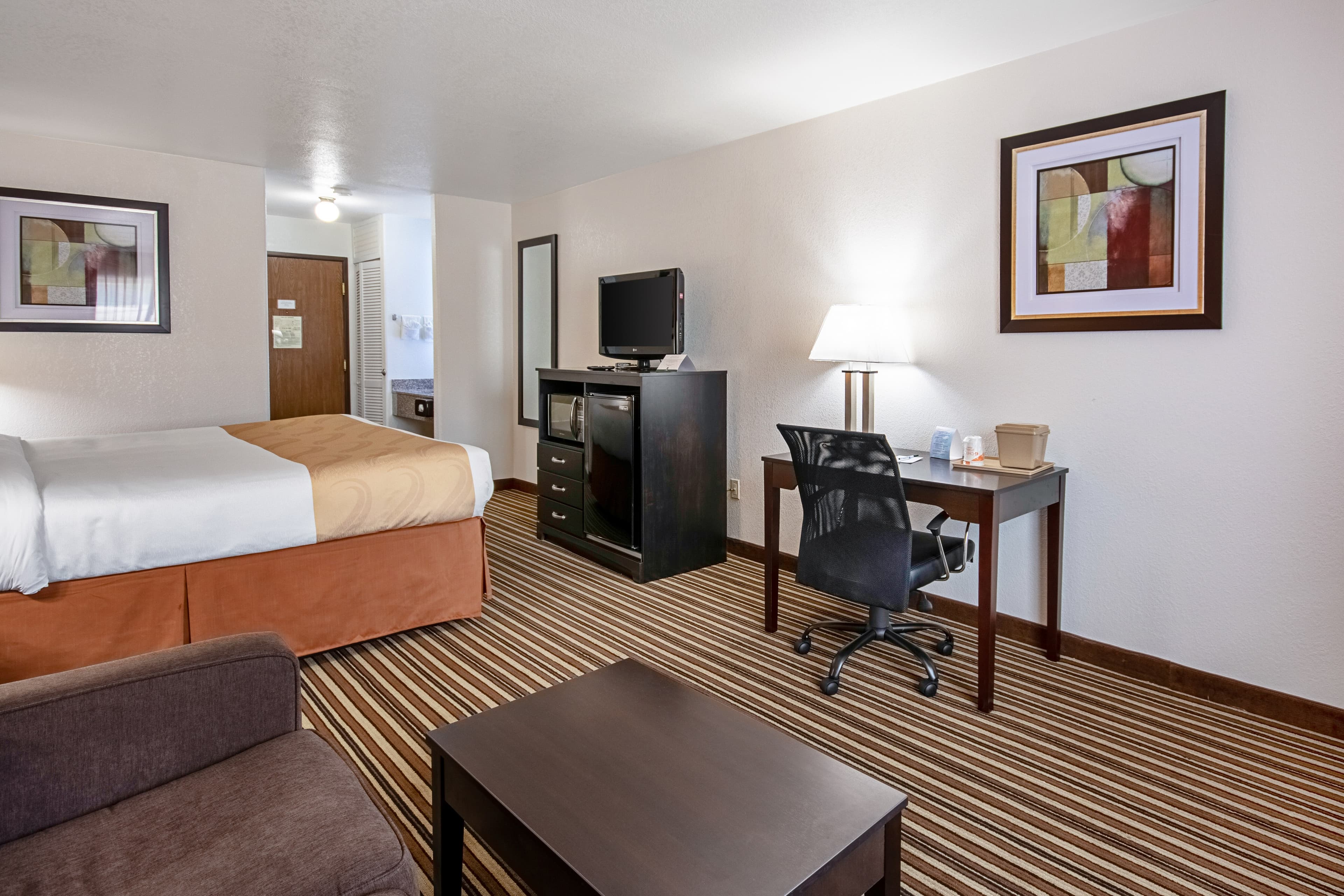 Quality Inn Dodge City — 10