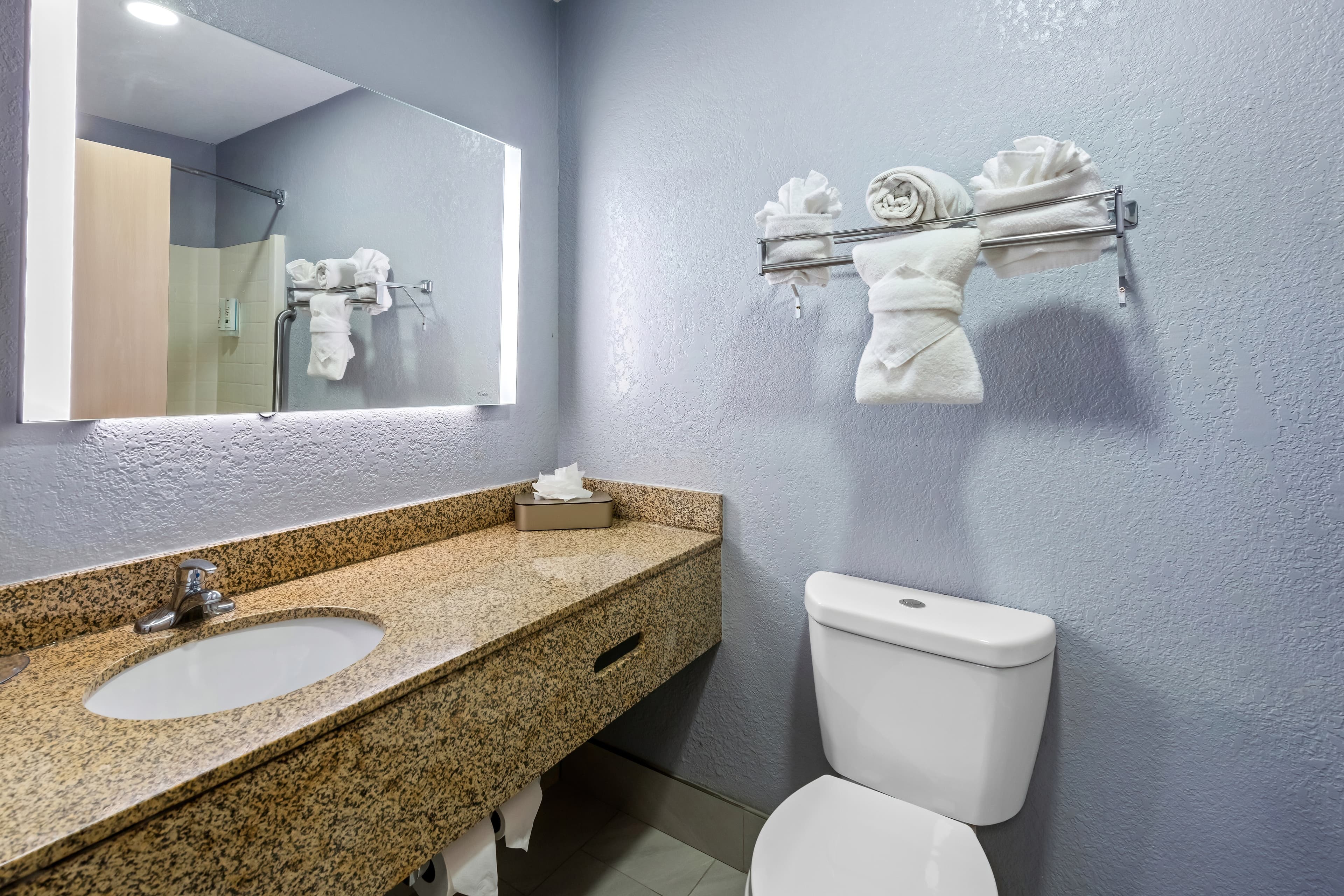 Quality Inn & Suites Manhattan — 55