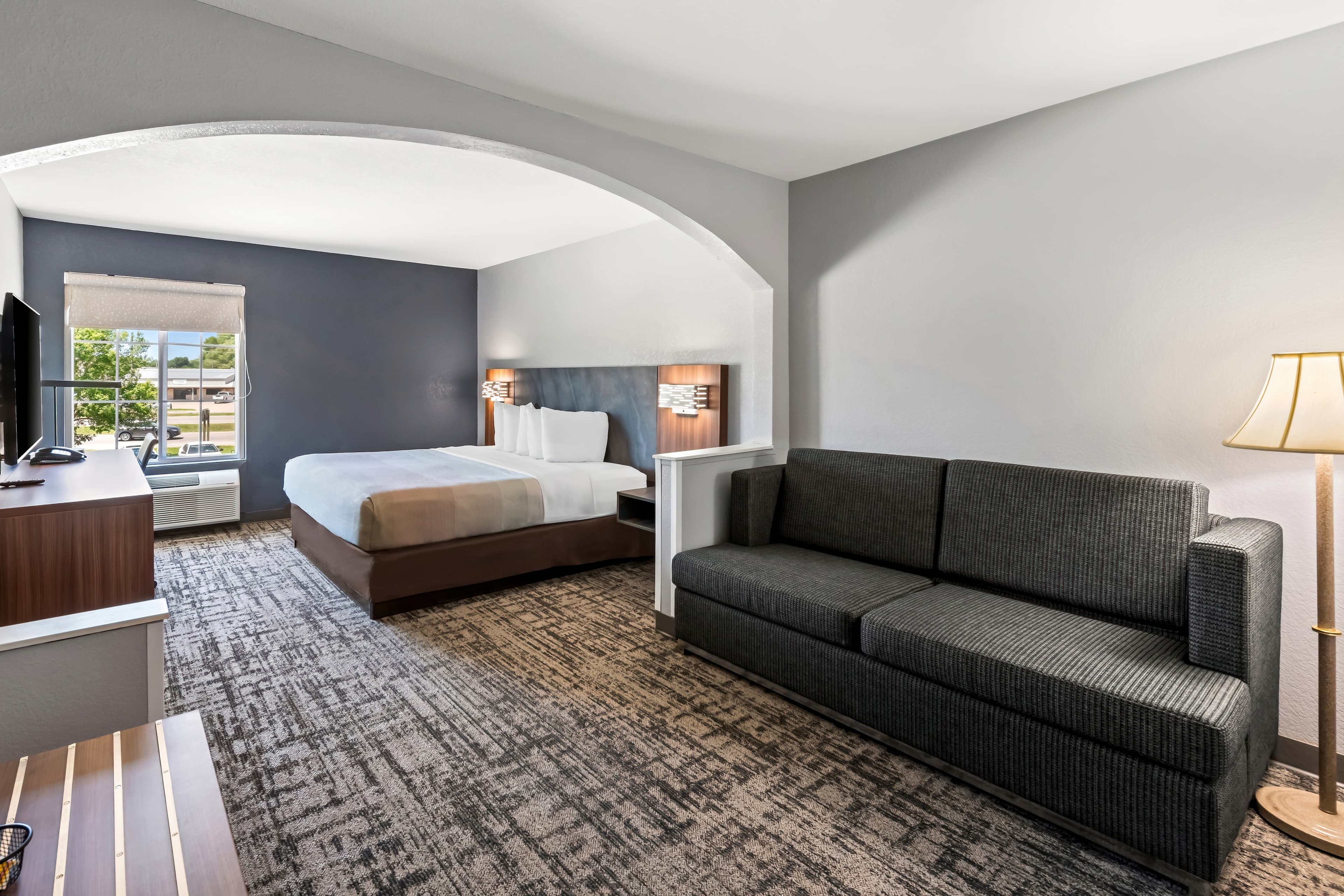 Quality Inn & Suites Manhattan — 23