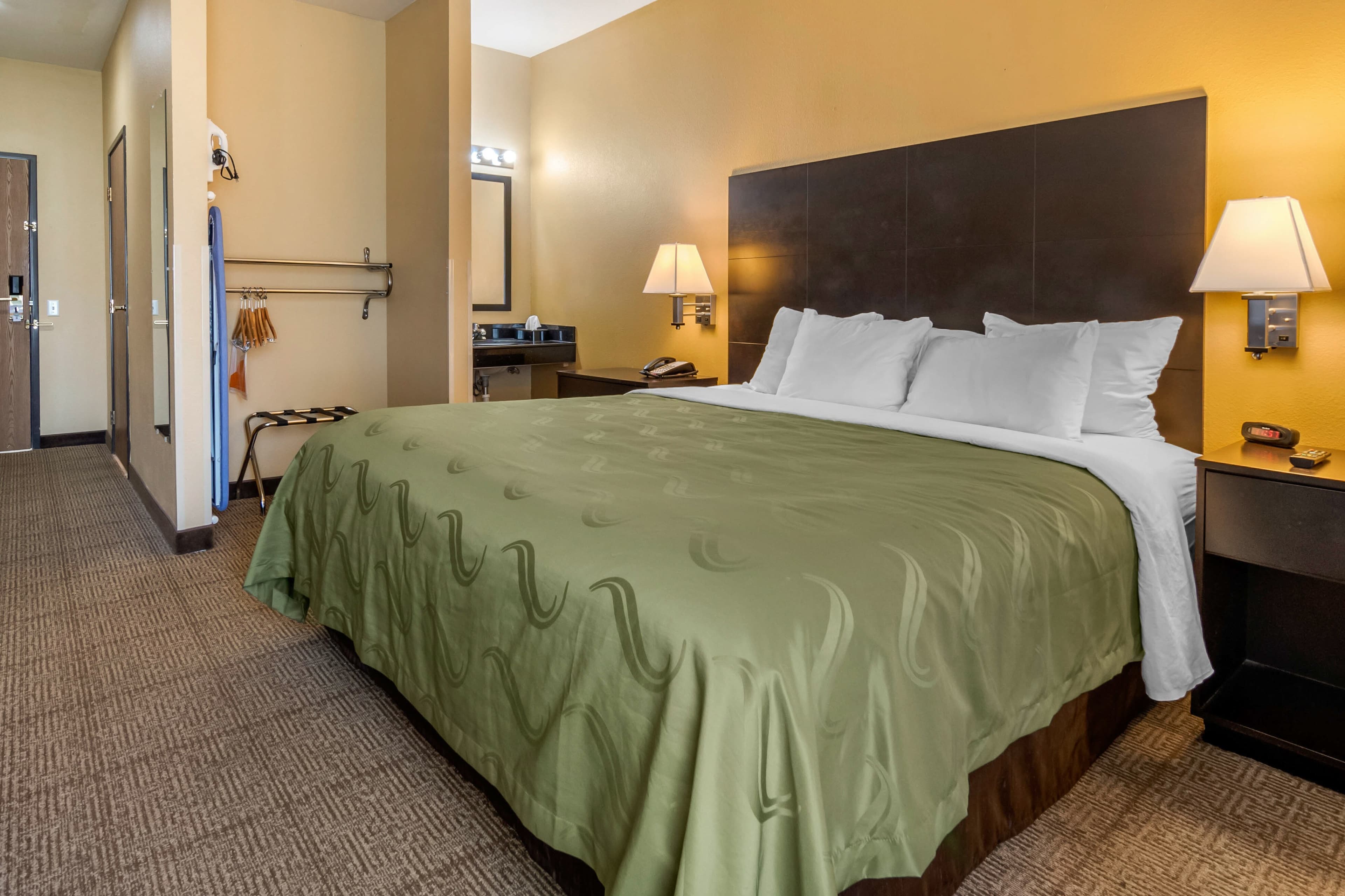 Quality Inn & Suites Lenexa Kansas City - Image 5