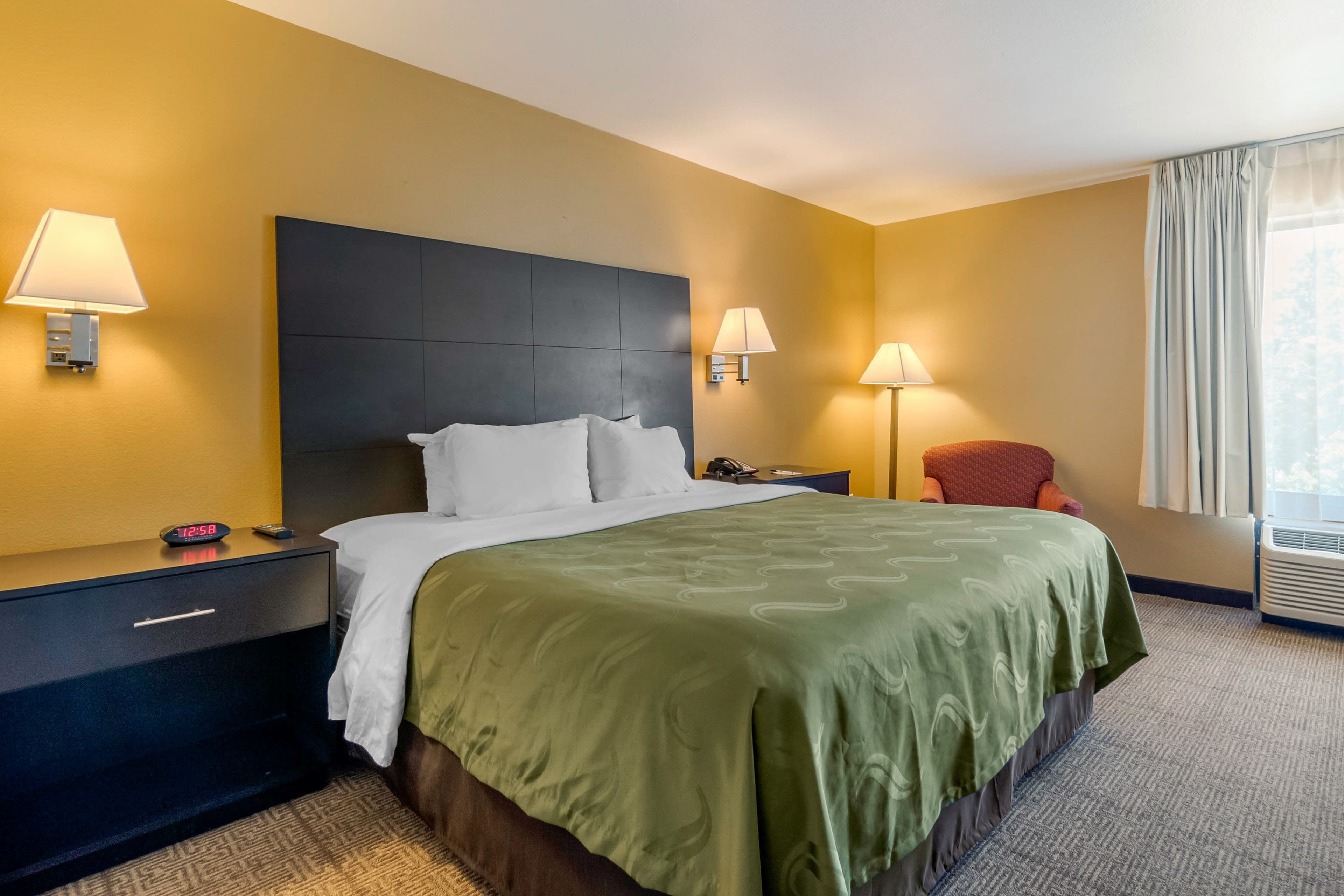 Quality Inn & Suites Lenexa Kansas City — 14