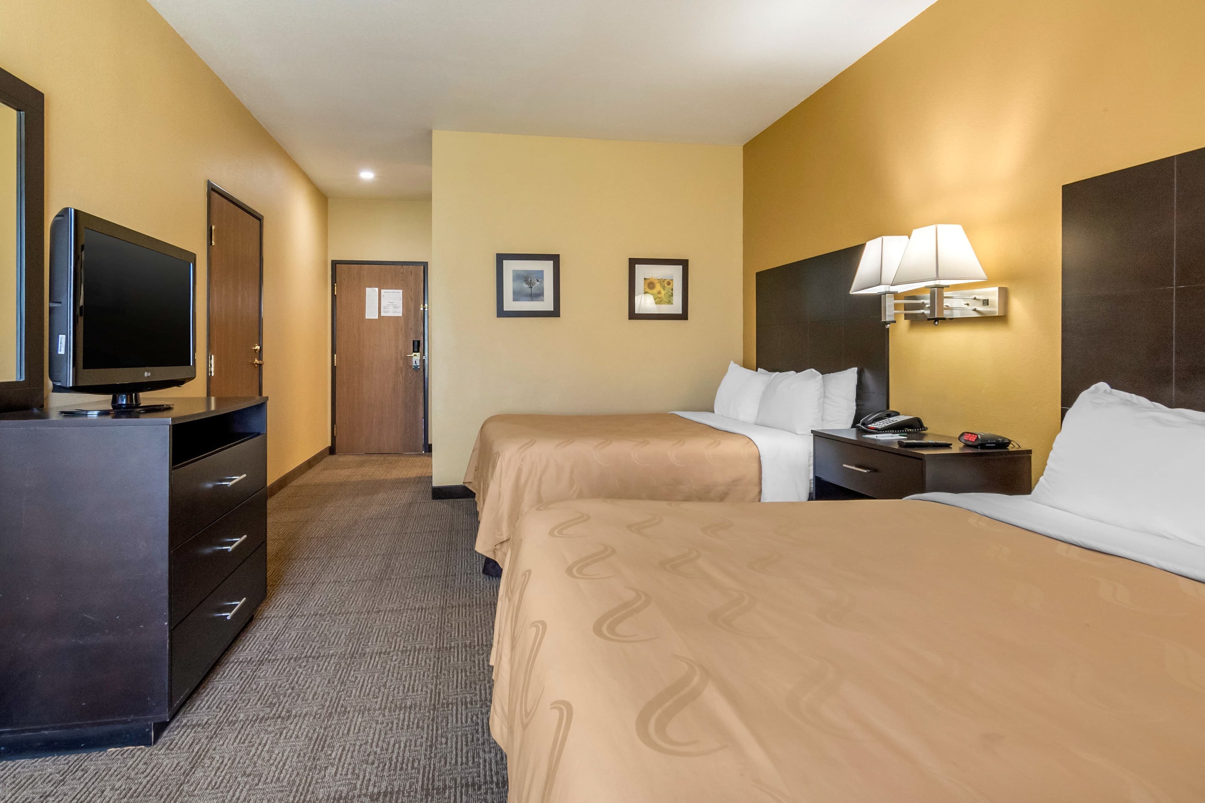 Quality Inn & Suites Lenexa Kansas City — 20