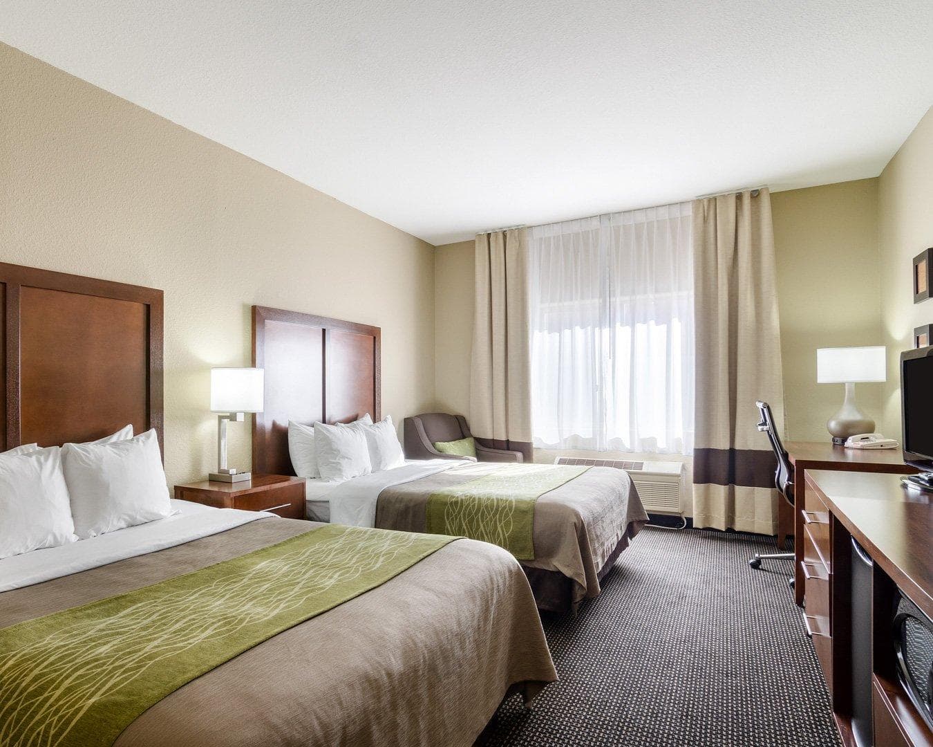 Comfort Inn Garden City — 13