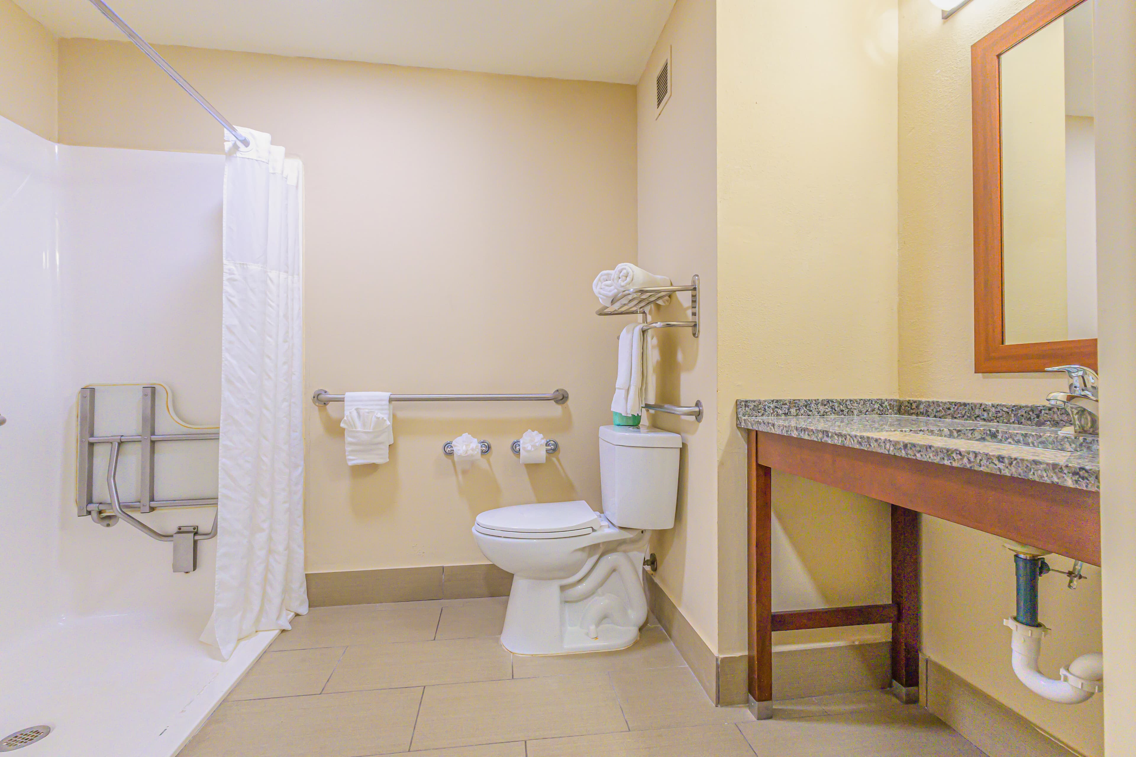 Comfort Inn Ottawa Kansas - Image 2