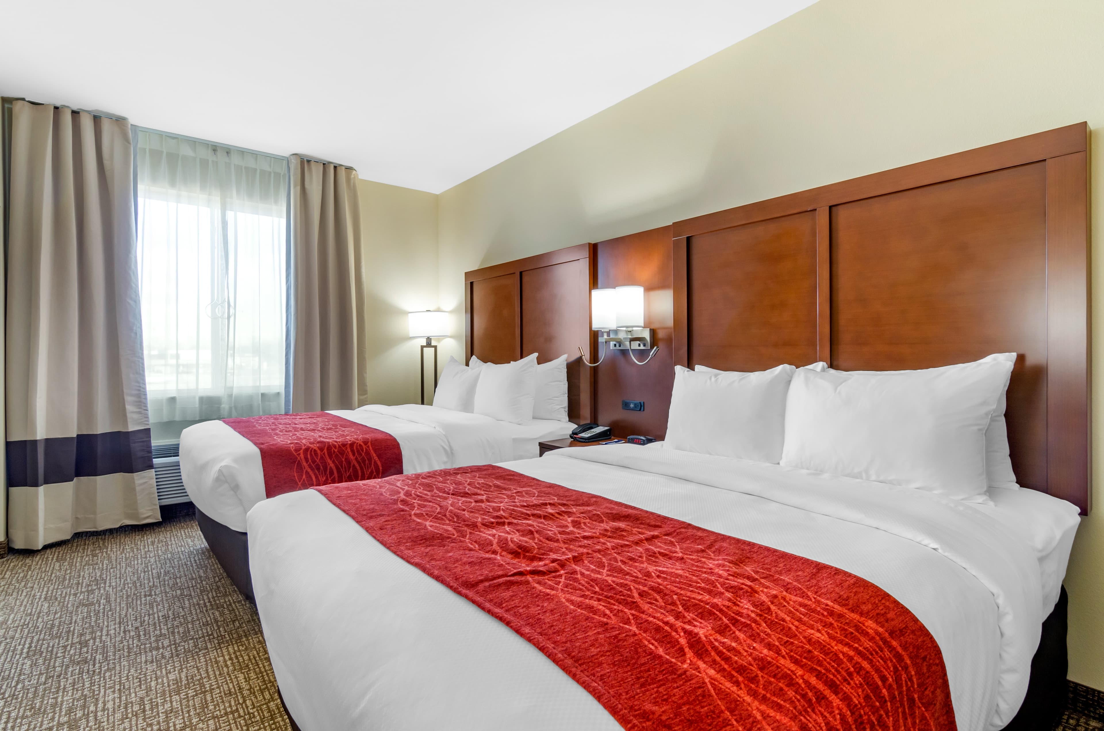 Comfort Inn & Suites Salina North — 9