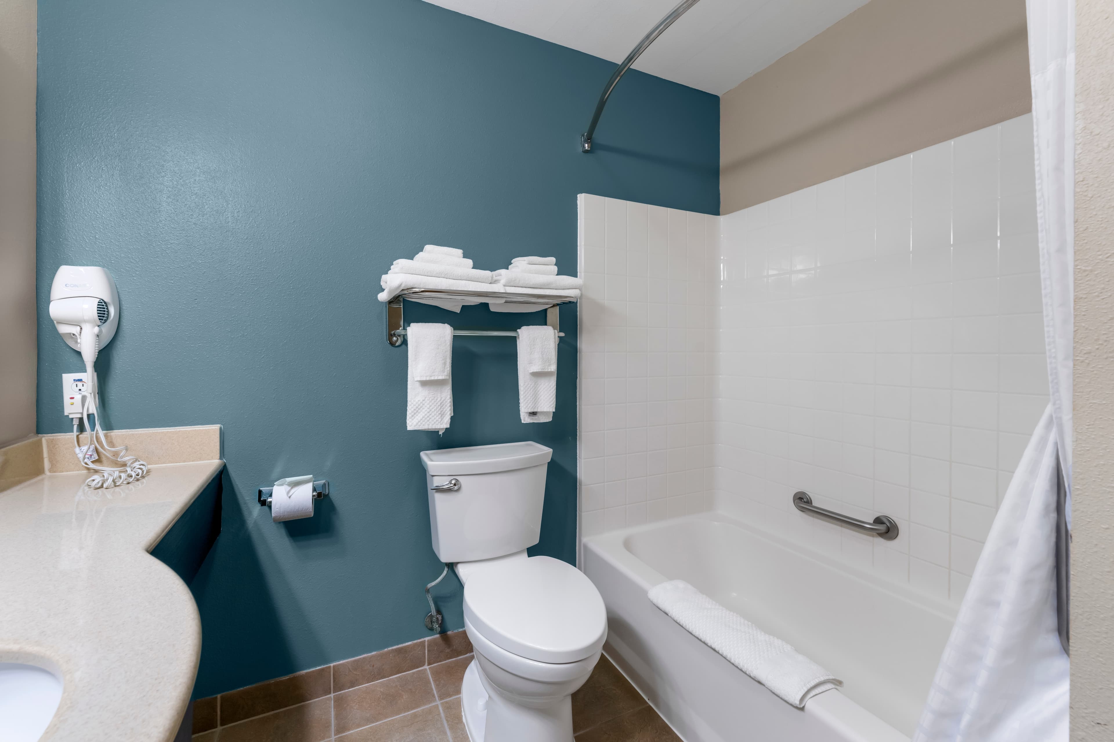 Sleep Inn & Suites Hays I-70 — 23