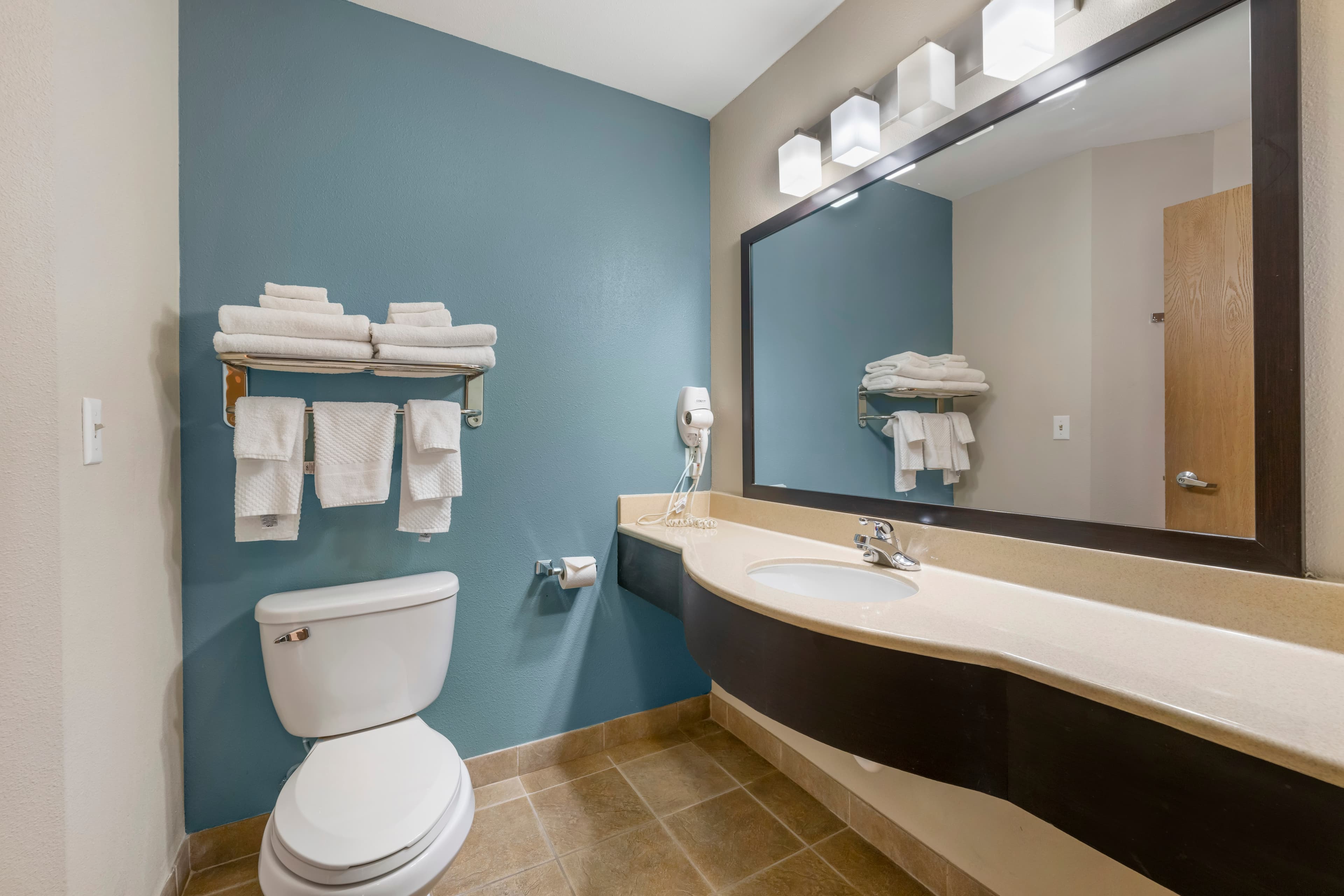 Sleep Inn & Suites Hays I-70 — 27