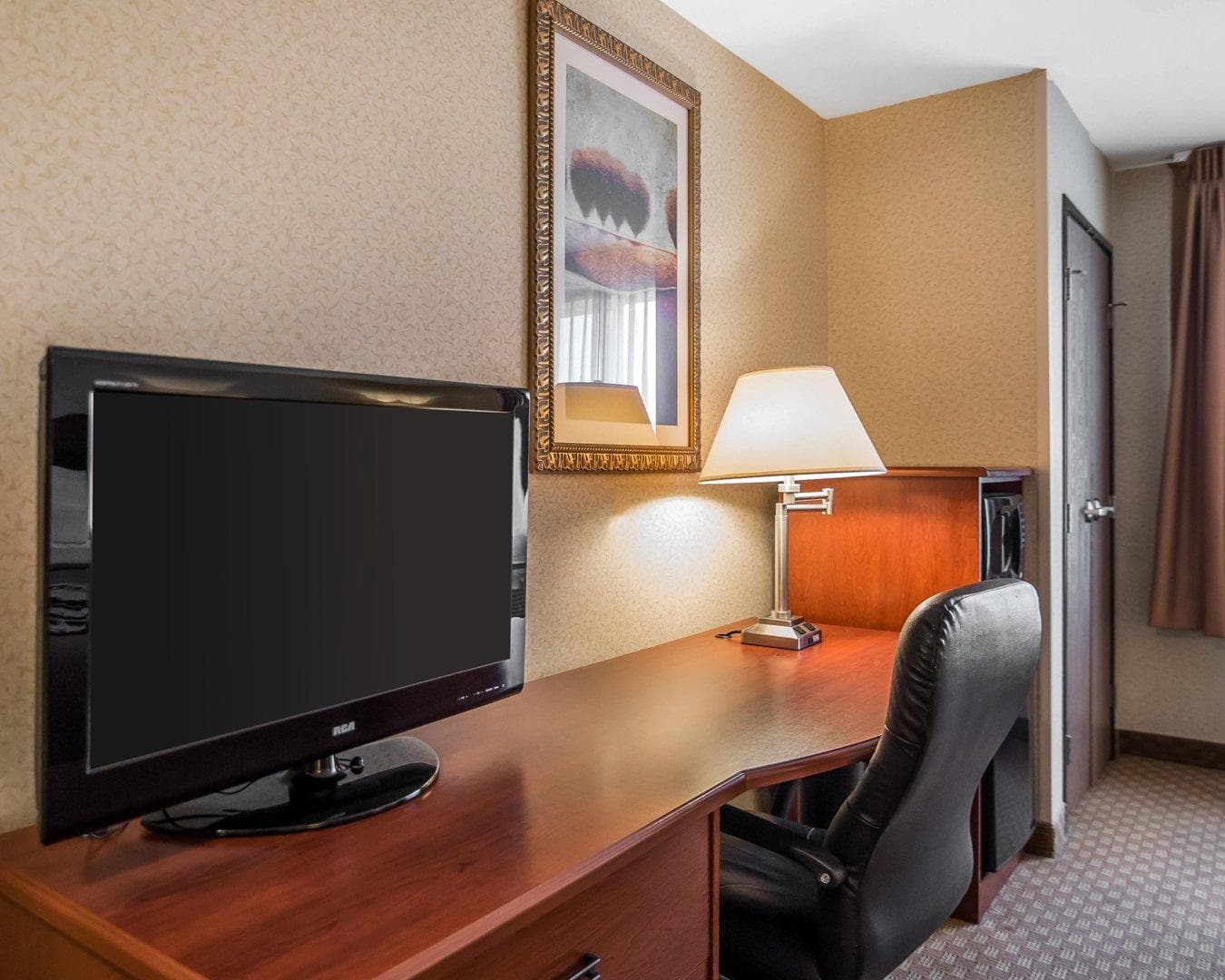 Rodeway Inn & Suites Salina South — 3