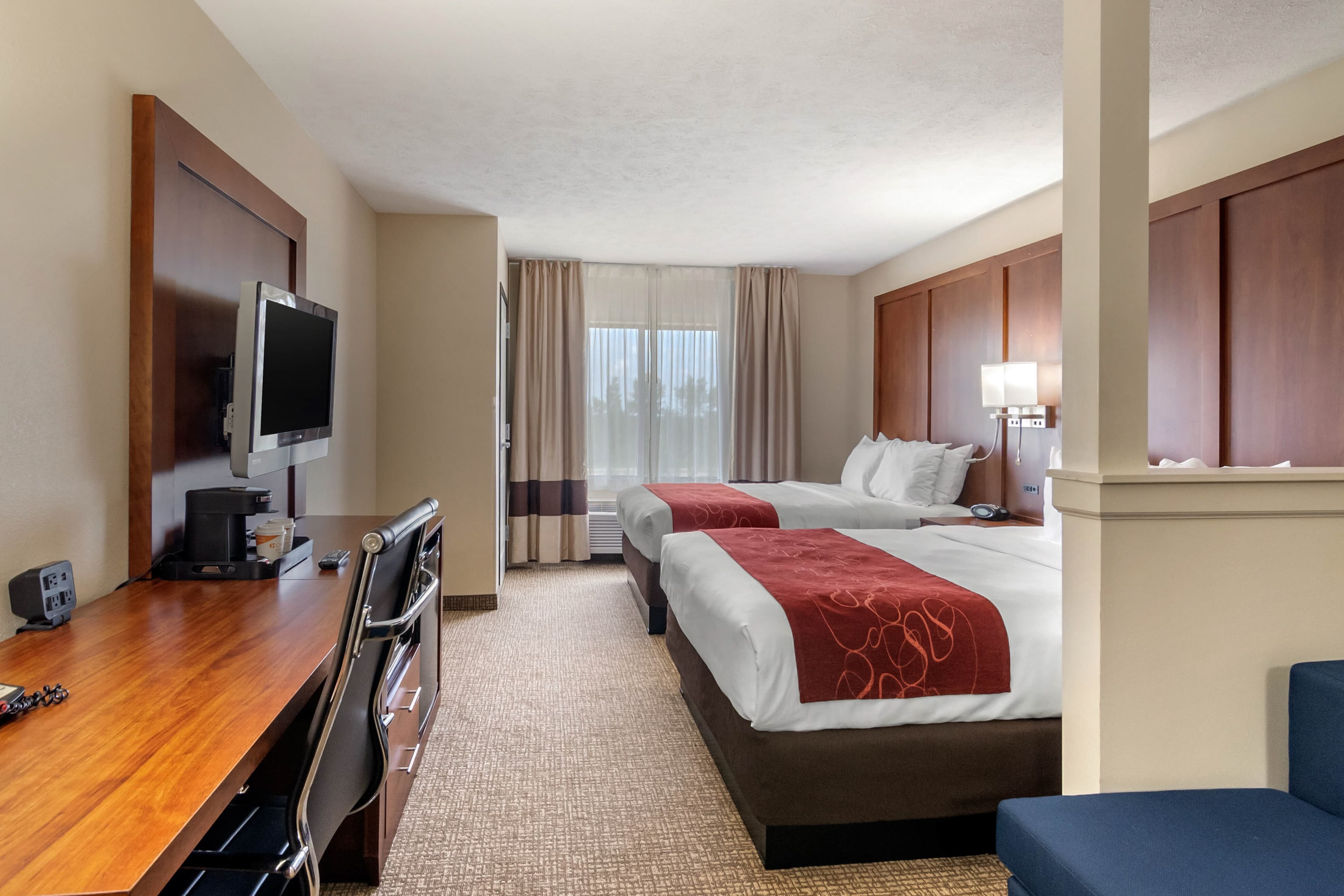 Comfort Suites Speedway - Kansas City - Image 3