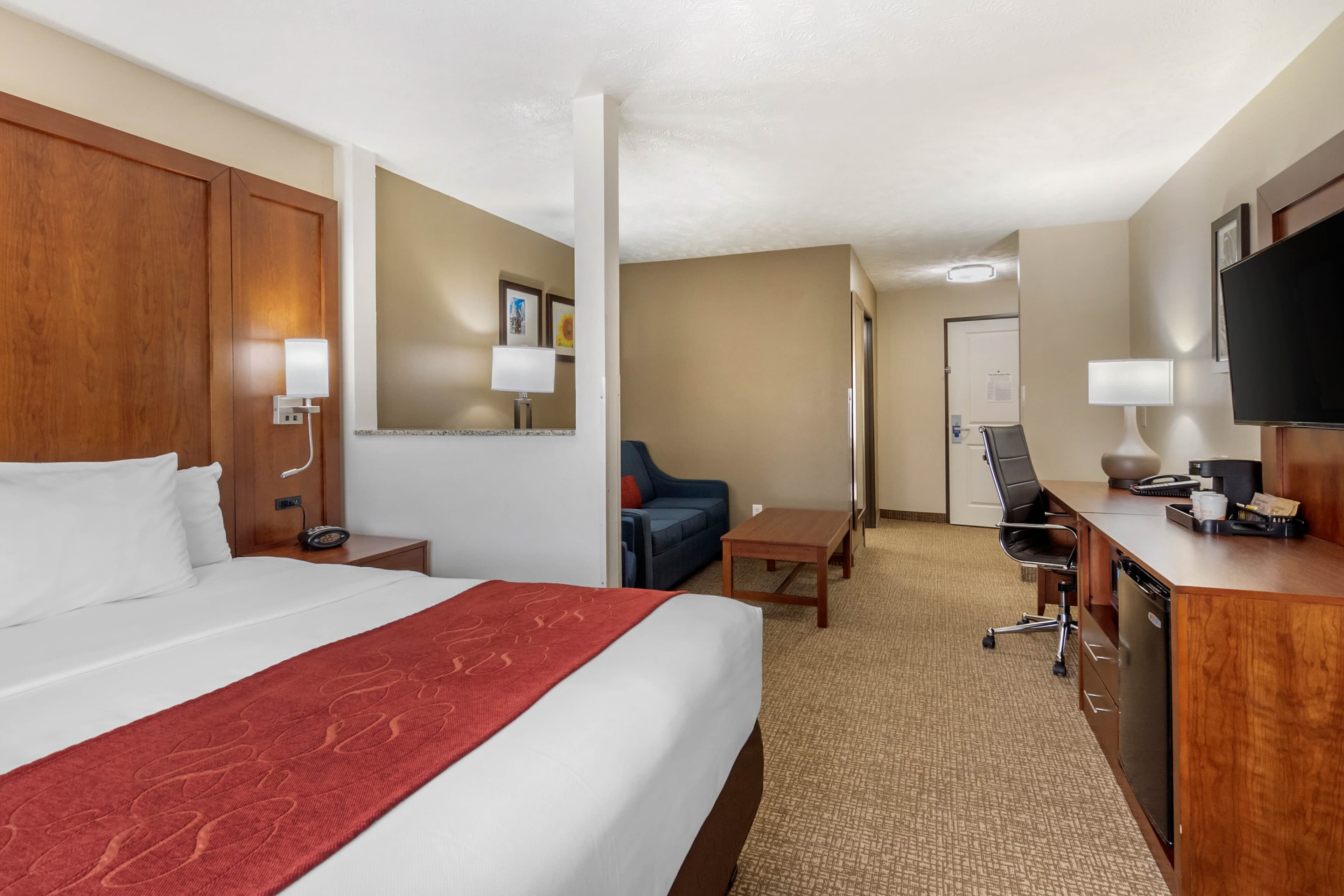 Comfort Suites Speedway - Kansas City — 9