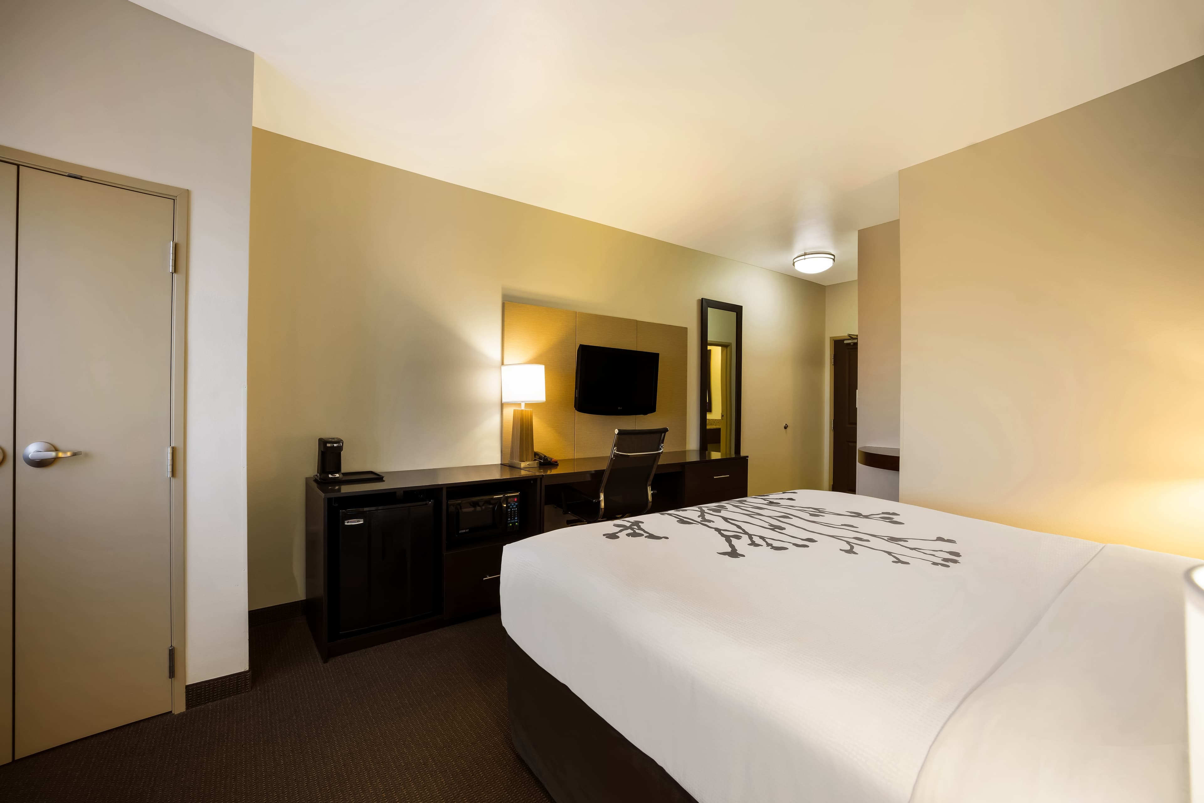 Sleep Inn & Suites Colby — 8