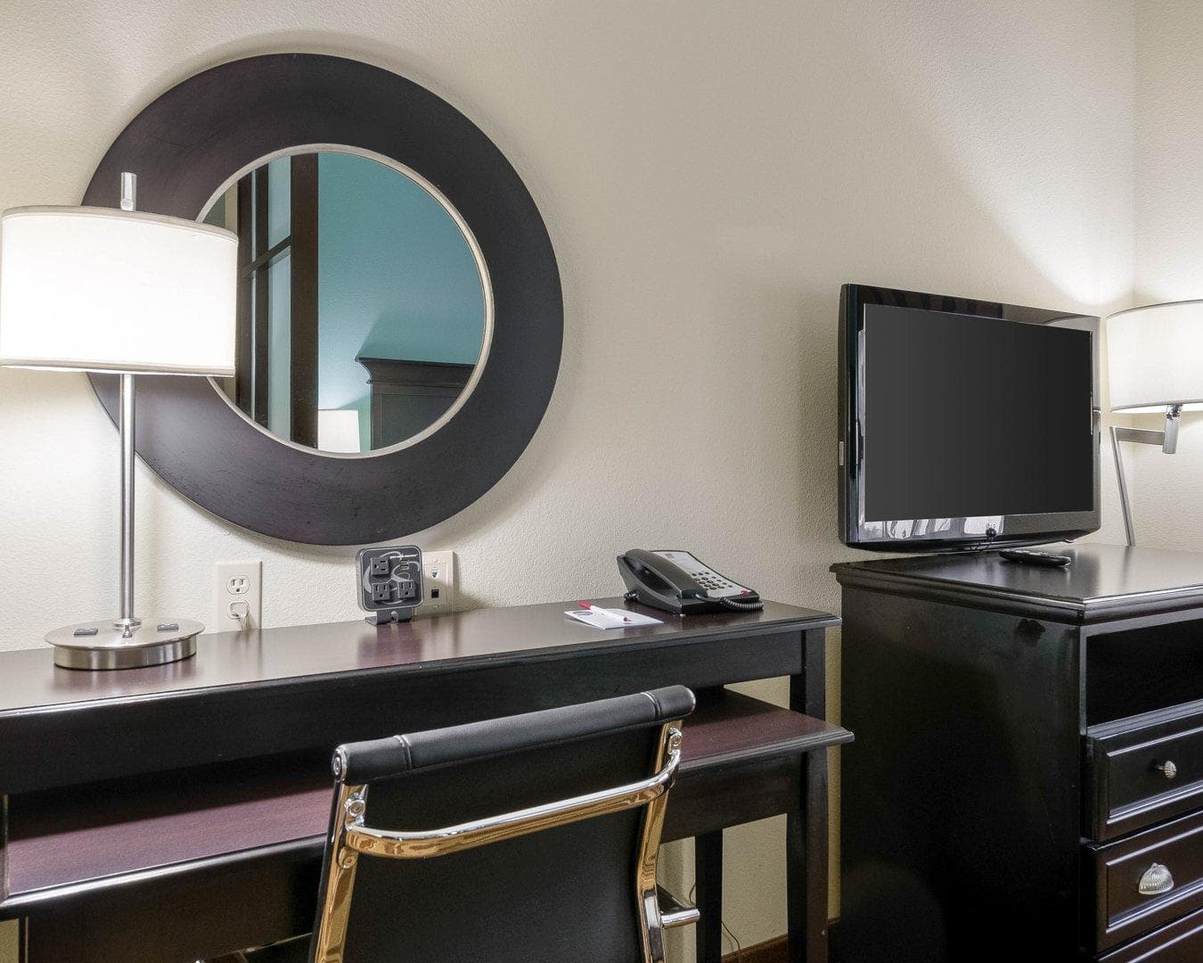 Comfort Suites Topeka Northwest — 13