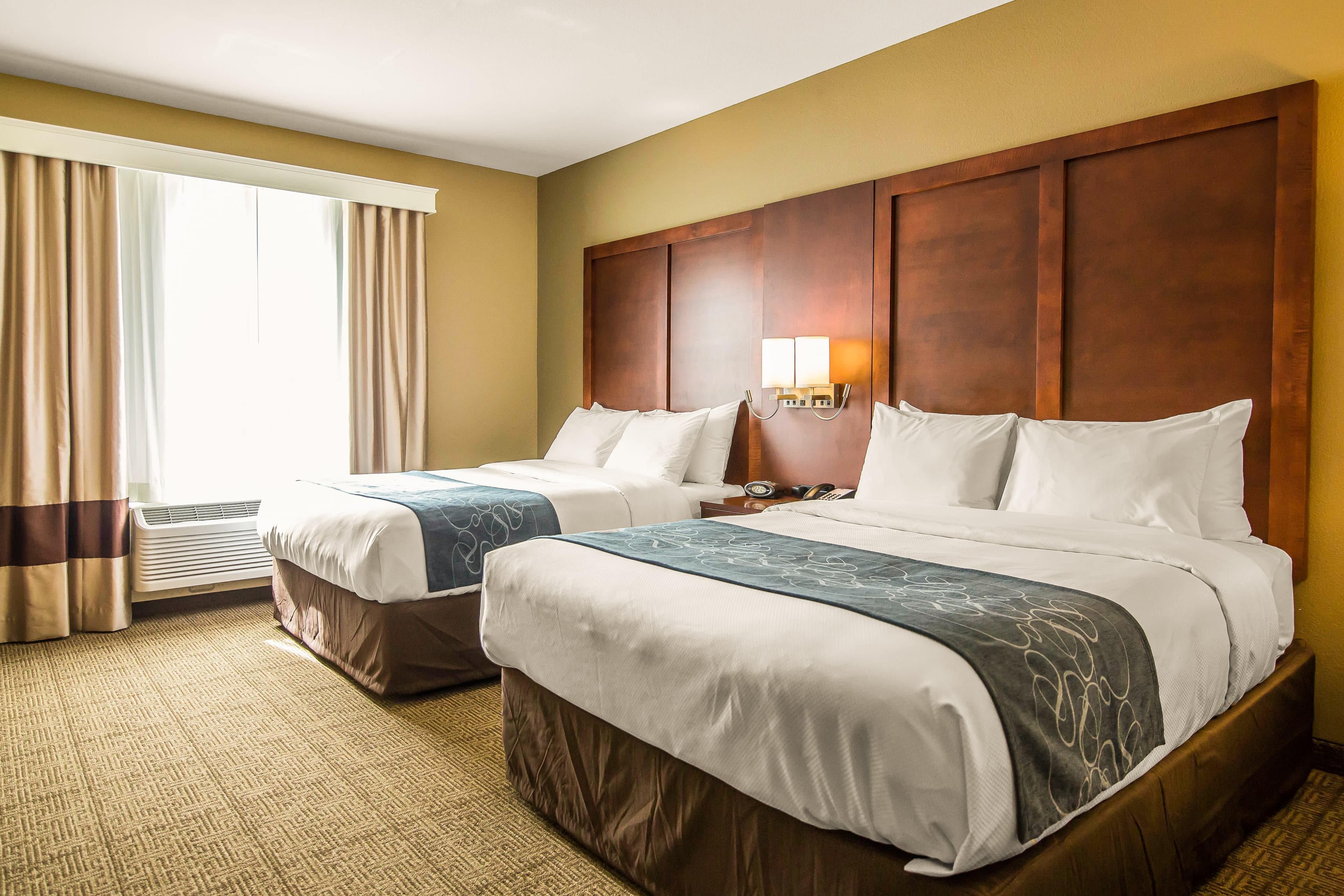 Comfort Suites Dodge City — 9