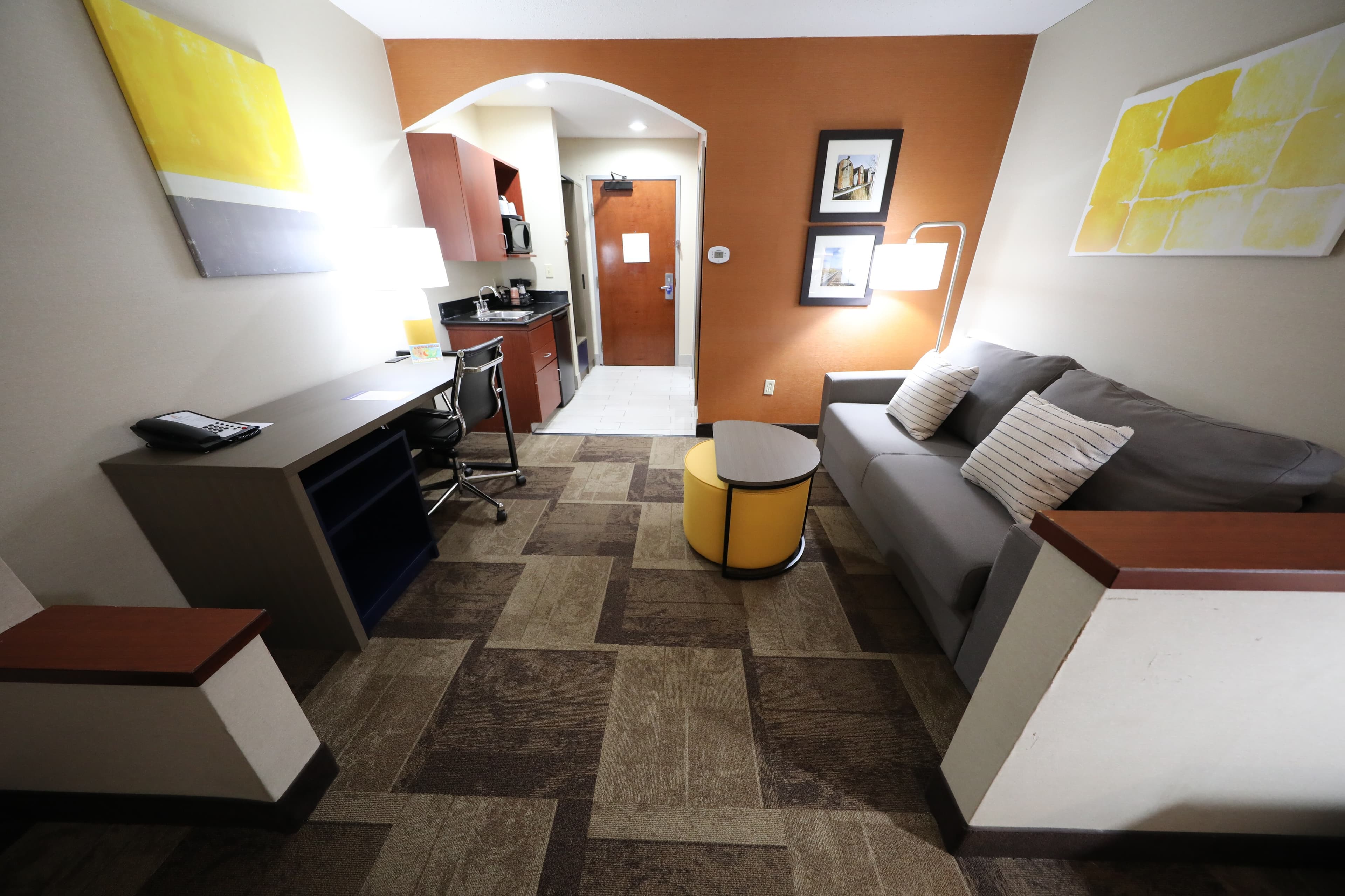Comfort Inn & Suites Hutchinson — 38